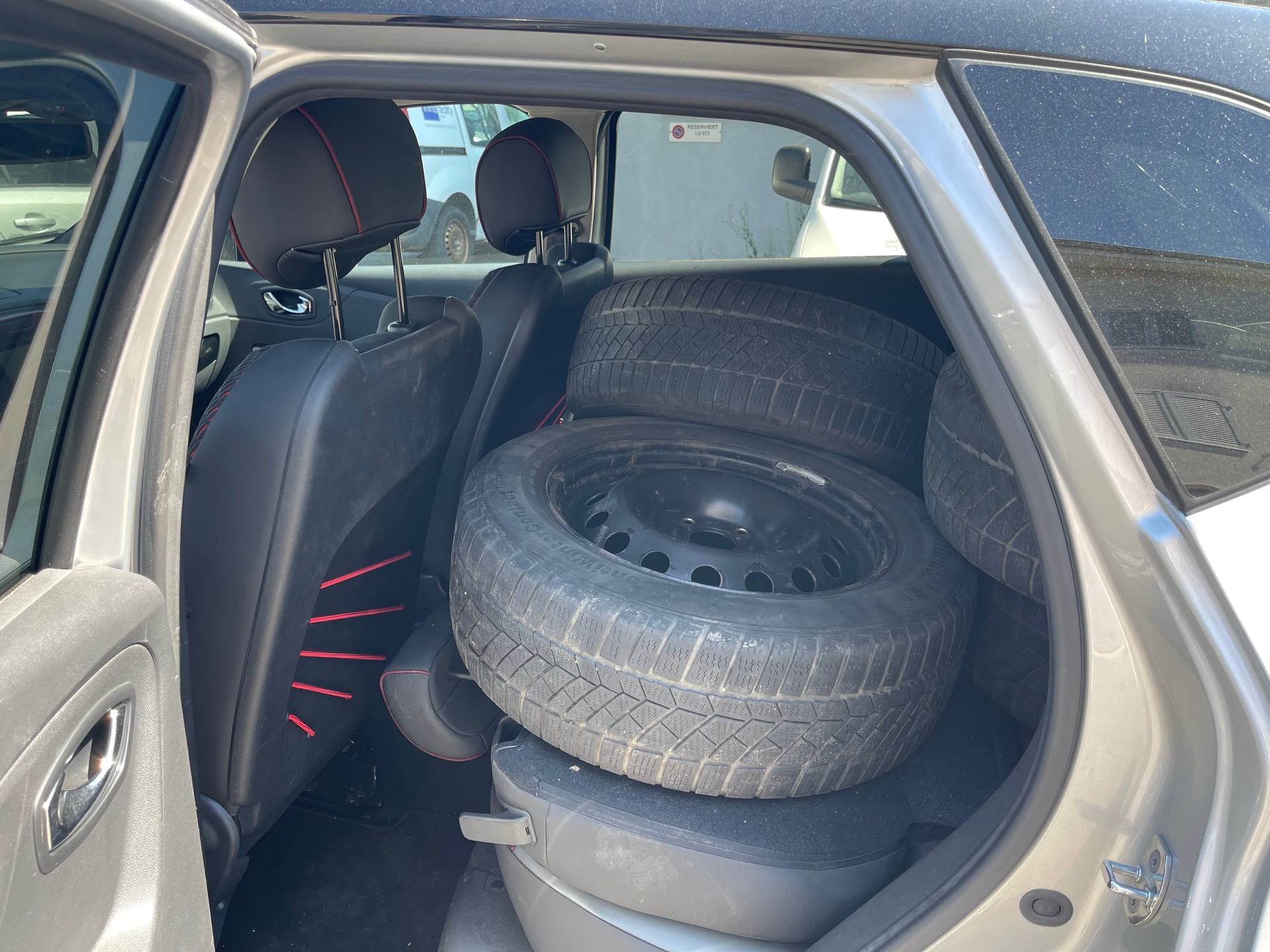 RENAULT Captur 1.2 T 16V Outdoor EDC-image-7