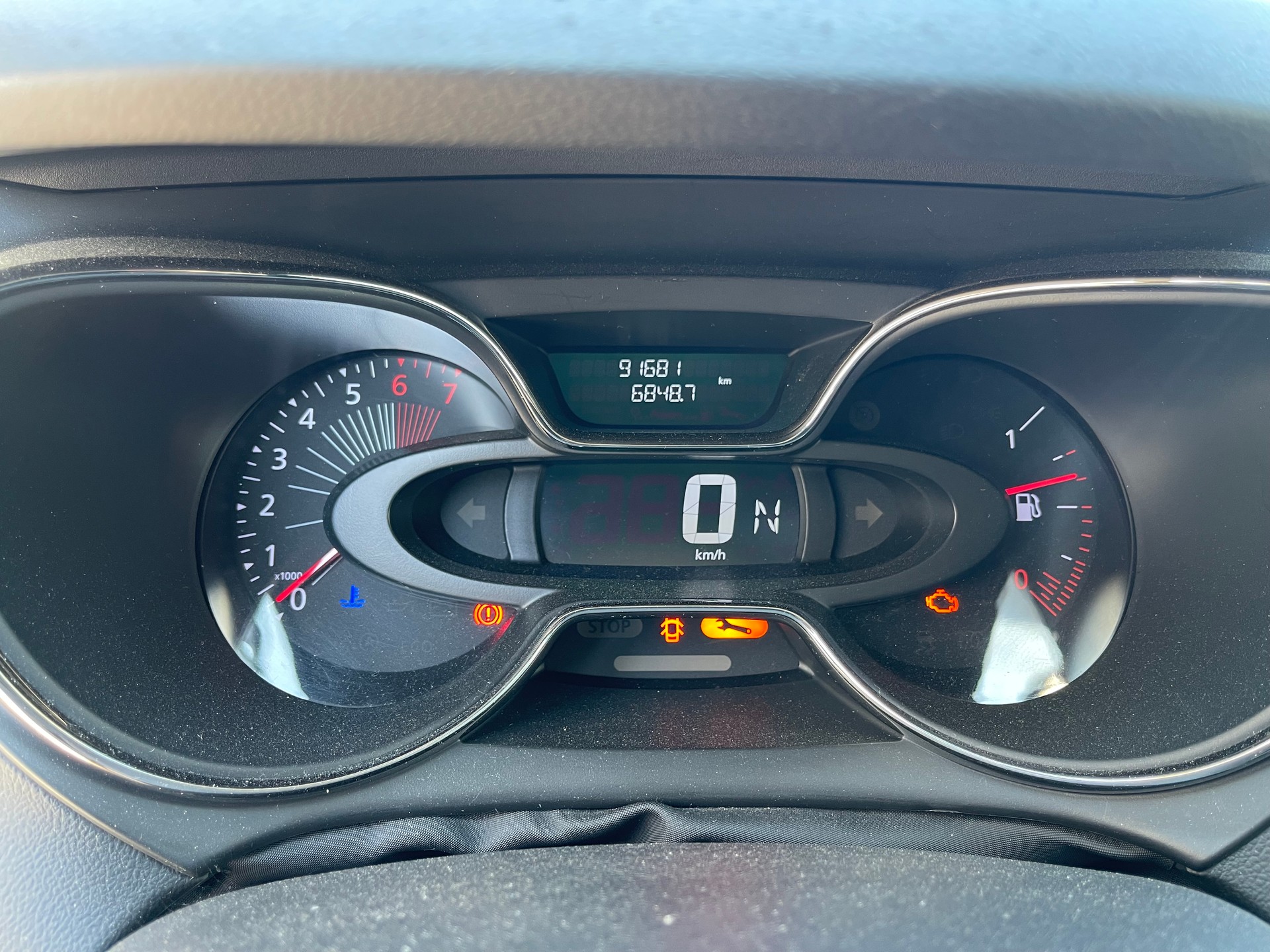 RENAULT Captur 1.2 T 16V Outdoor EDC-image-10