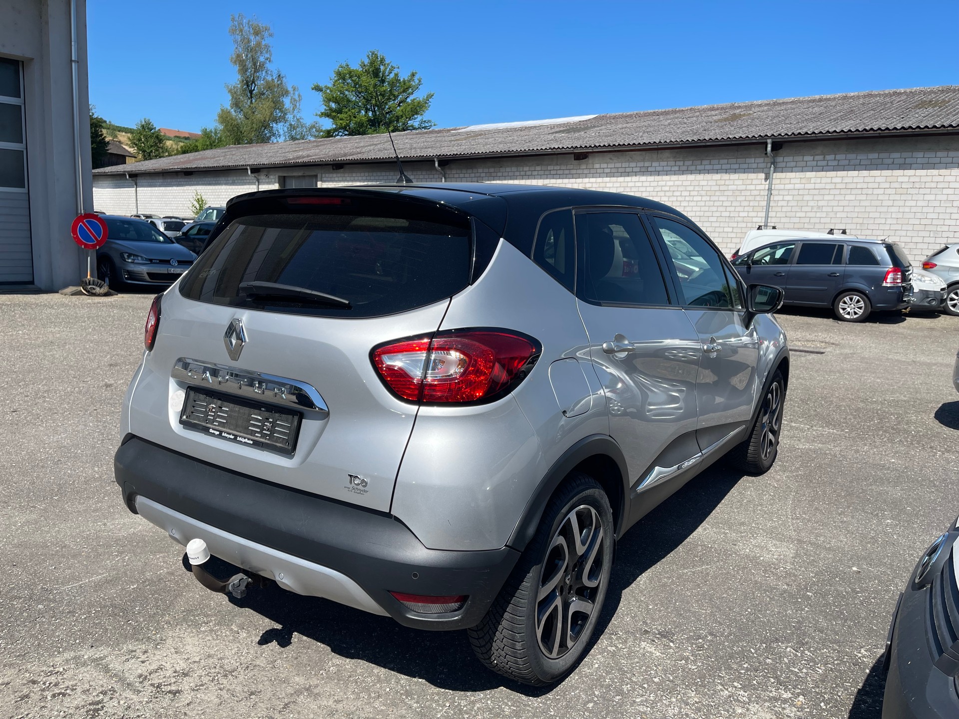 RENAULT Captur 1.2 T 16V Outdoor EDC-image-4