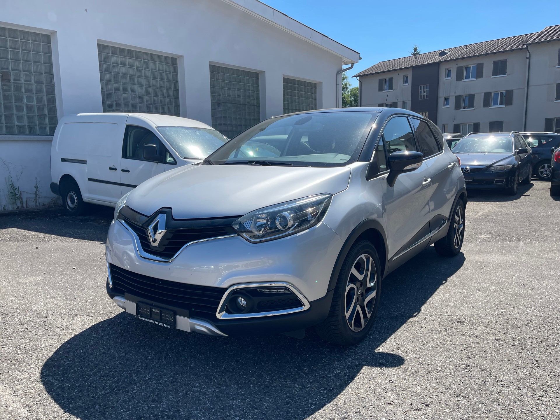 RENAULT Captur 1.2 T 16V Outdoor EDC-image-0