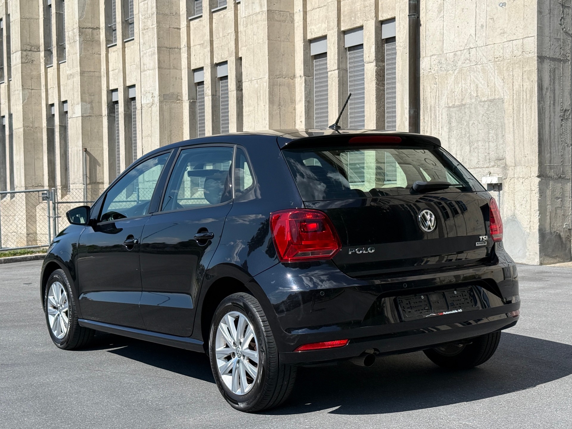 VW Polo 1.2 TSI BMT Comfortline DSG-image-2