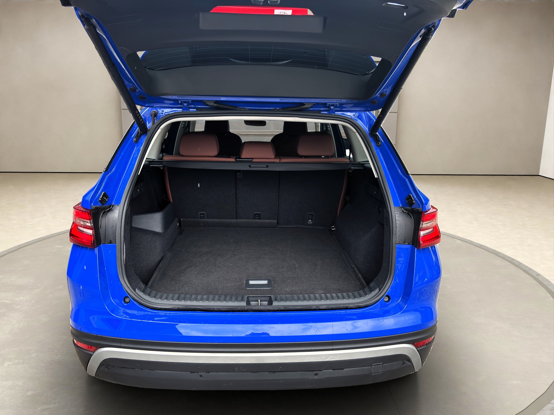 SKODA Kodiaq 2.0 TDI ❗FACELIFT❗Selection 4x4 ✅CH-Fahrzeug & Frisch ab Service und Werksgarantie✅-image-13