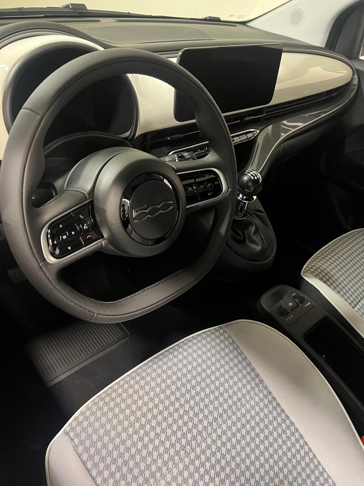 FIAT 500C 1.0 FireFly MHD Dolcevita-image-9
