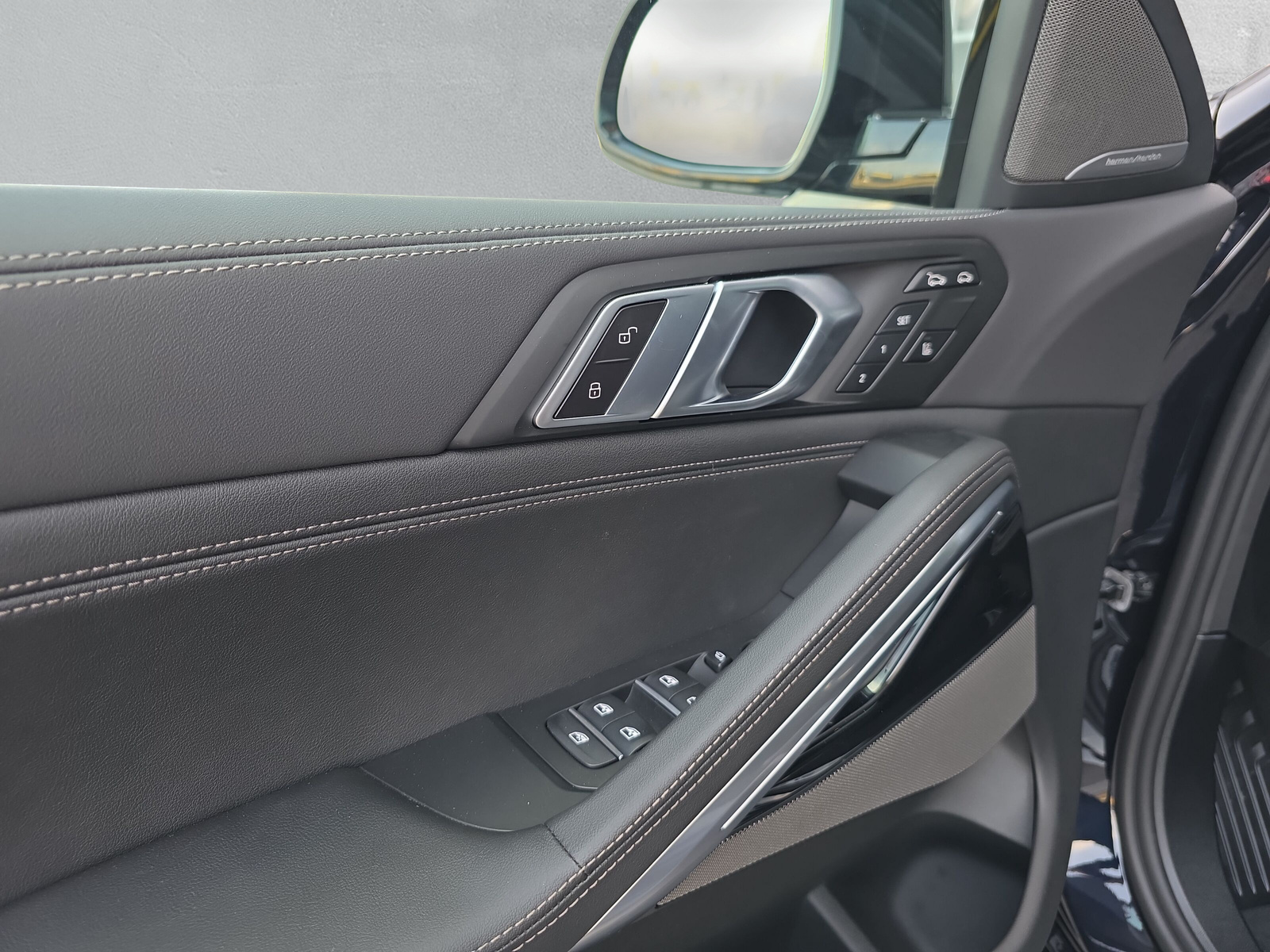 BMW X6 xDrive 48V 30d M Sport Pro Steptronic **Action de leasing à 1.9%**-image-21