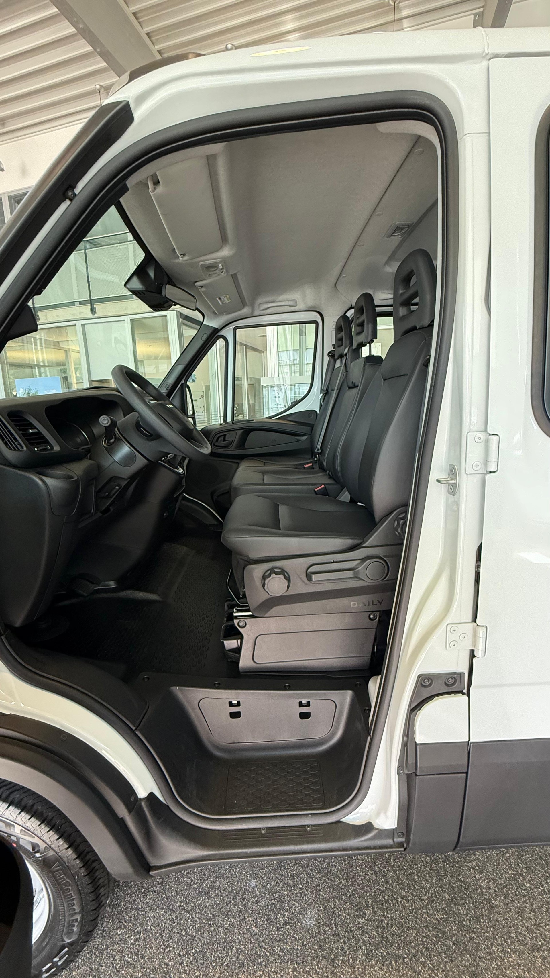 IVECO 35 S 14 A8 D-image-11