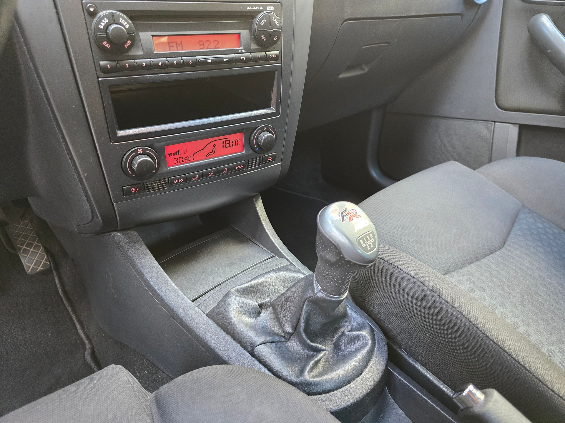 SEAT Ibiza 1.8 20V Turbo FR Joya Joker-image-14