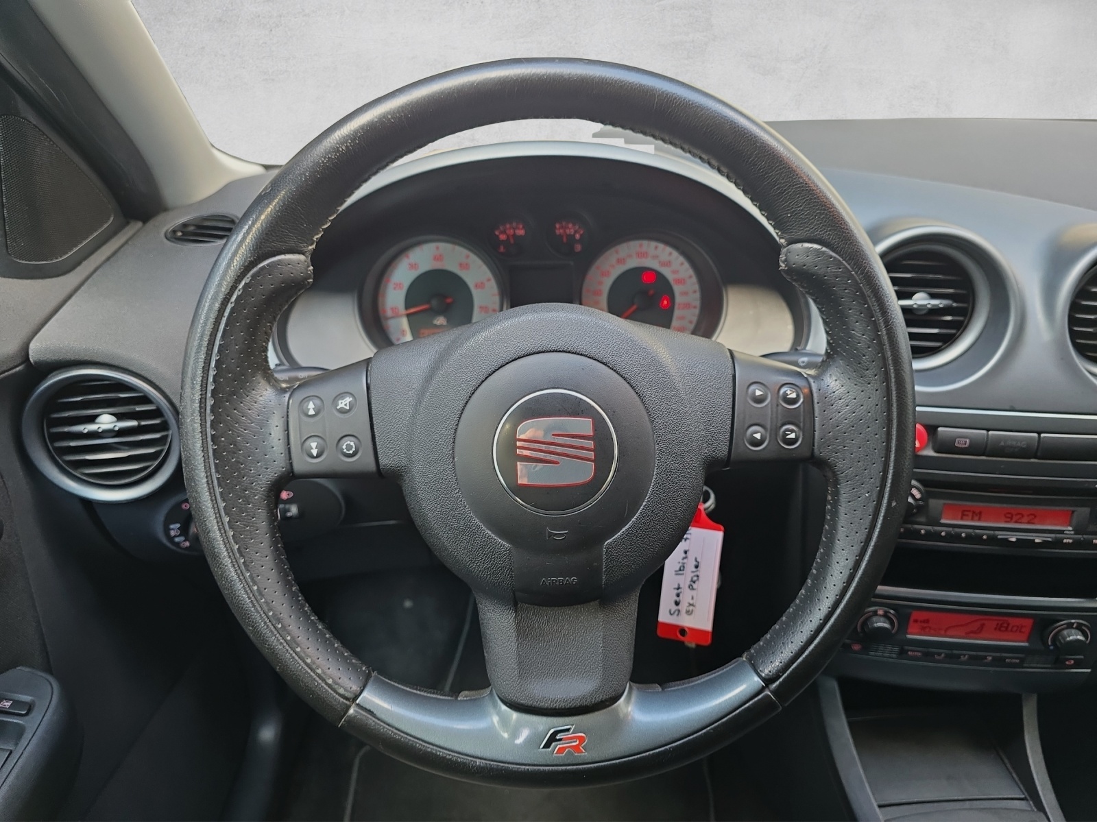 SEAT Ibiza 1.8 20V Turbo FR Joya Joker-image-6