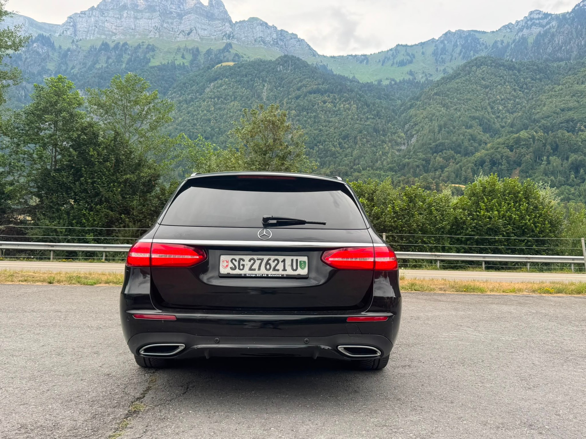 MERCEDES-BENZ E 400 d 4Matic 9G-Tronic-image-3