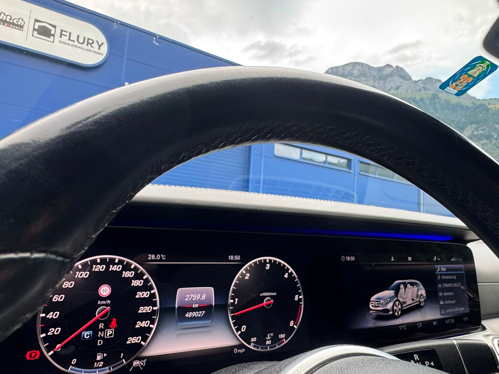 MERCEDES-BENZ E 400 d 4Matic 9G-Tronic-image-14