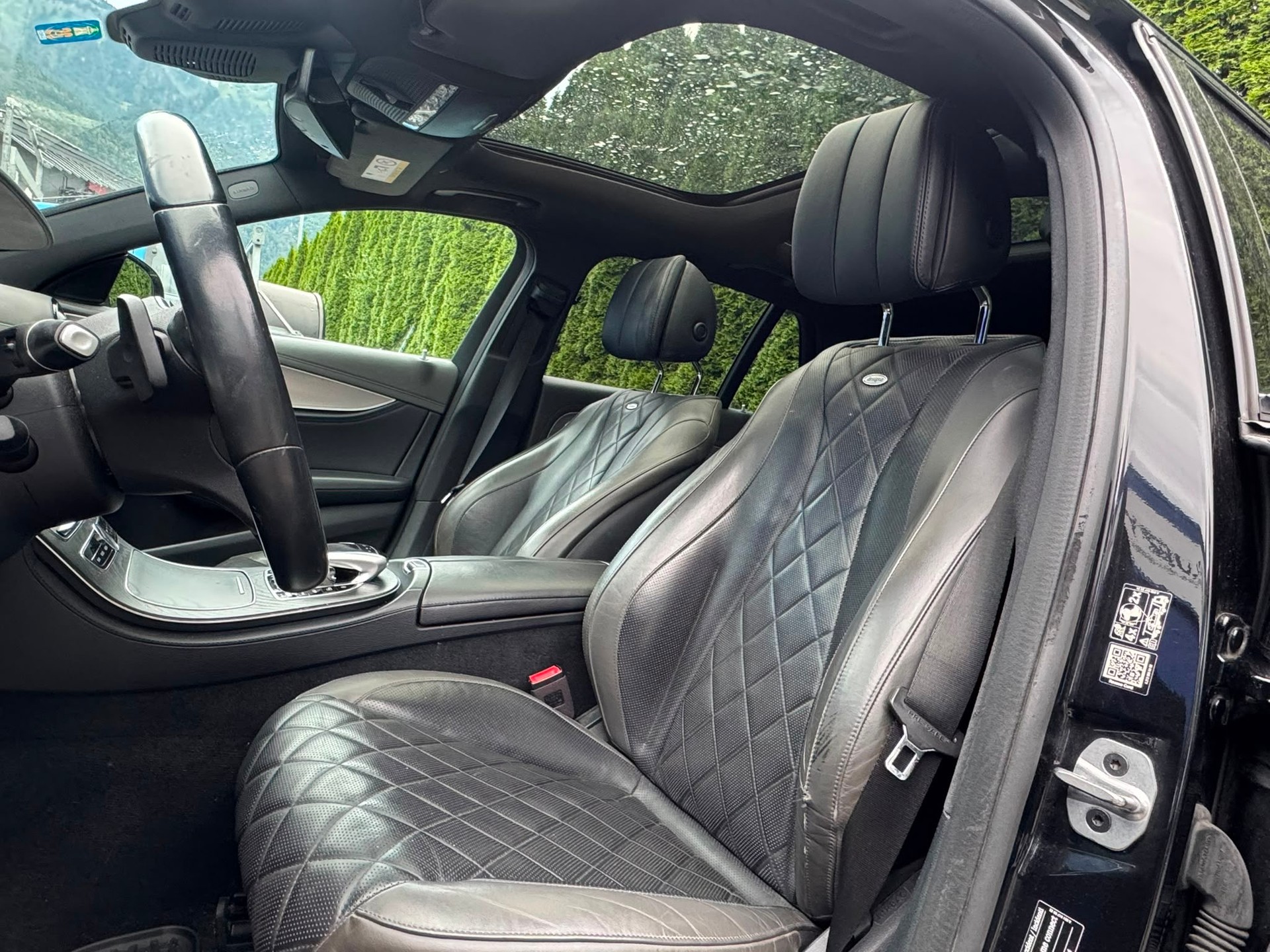MERCEDES-BENZ E 400 d 4Matic 9G-Tronic-image-9