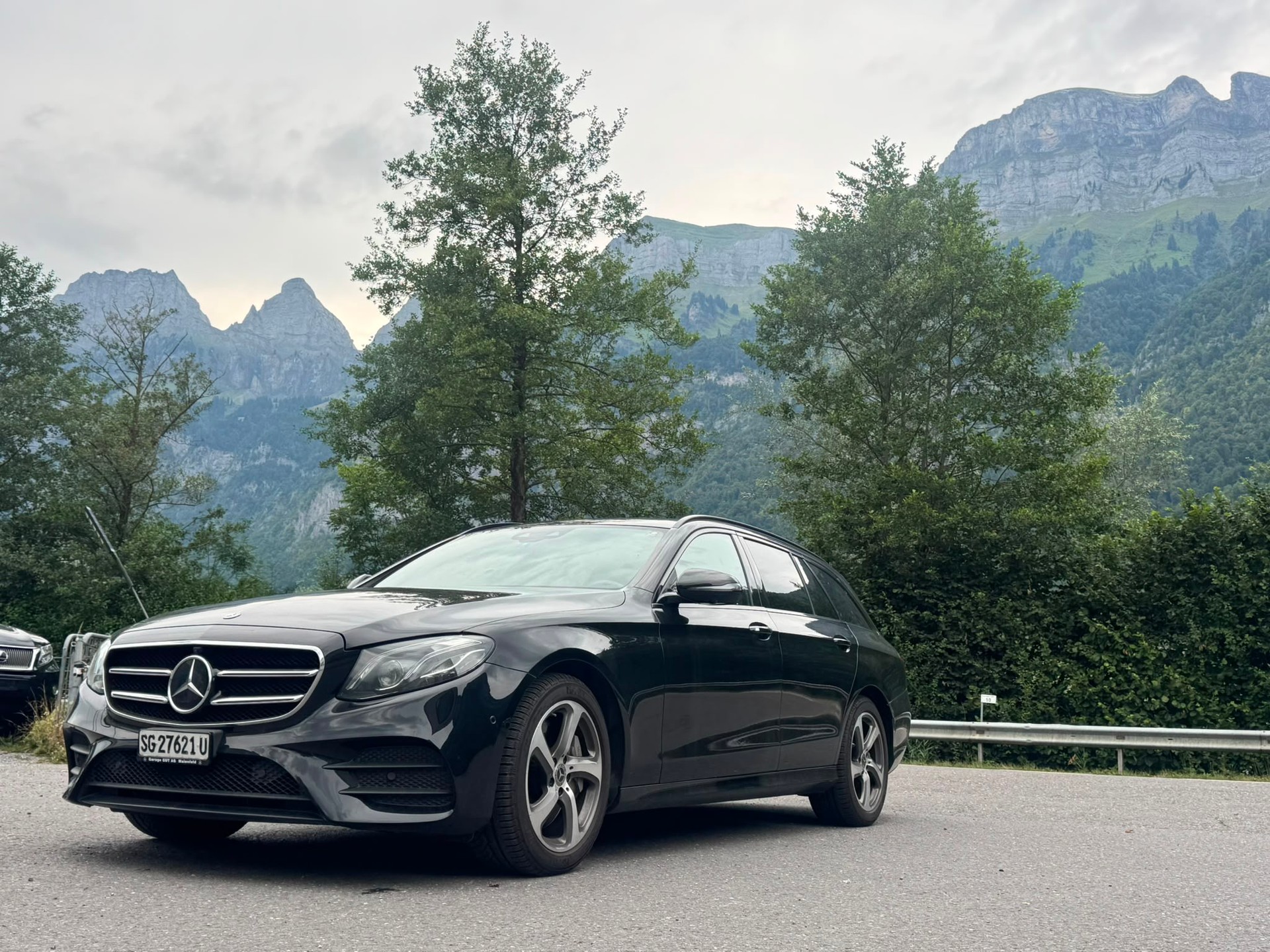 MERCEDES-BENZ E 400 d 4Matic 9G-Tronic-image-2