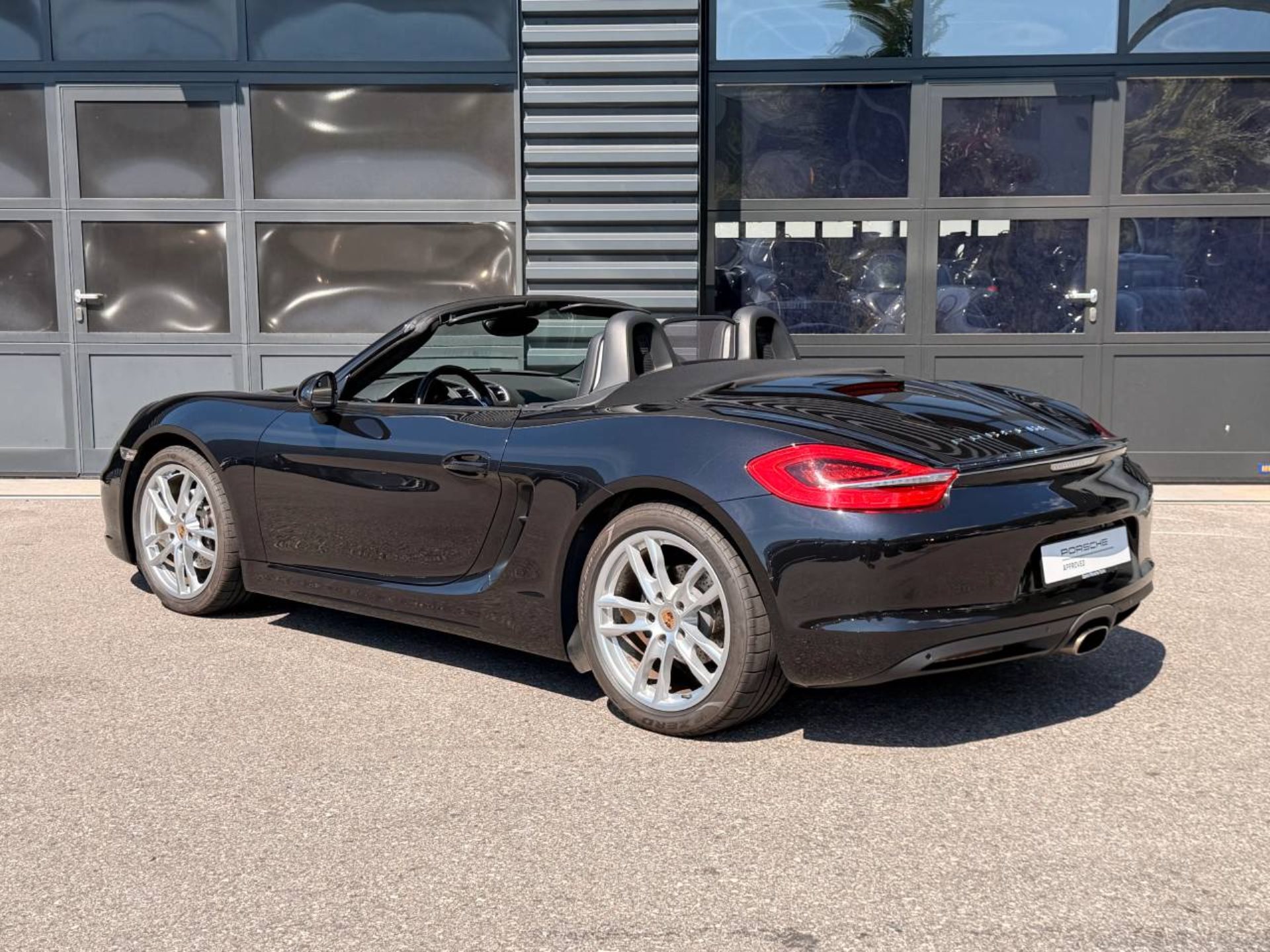 PORSCHE Boxster-image-2