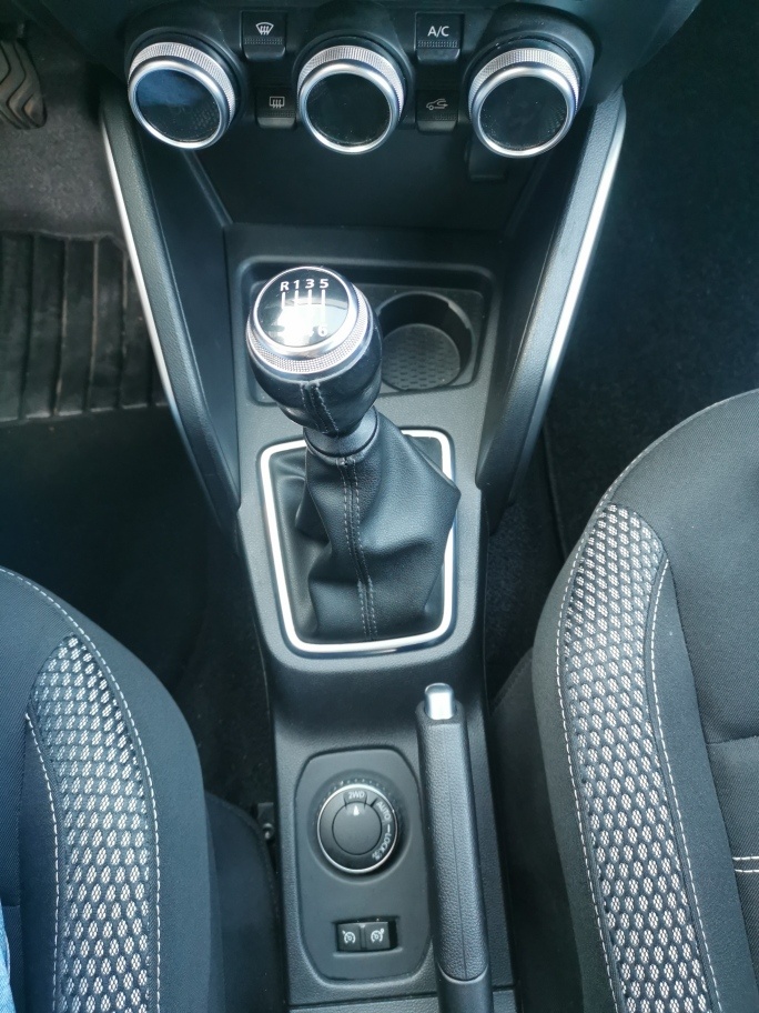 DACIA Duster TCe 125 Prestige 4x4-image-19