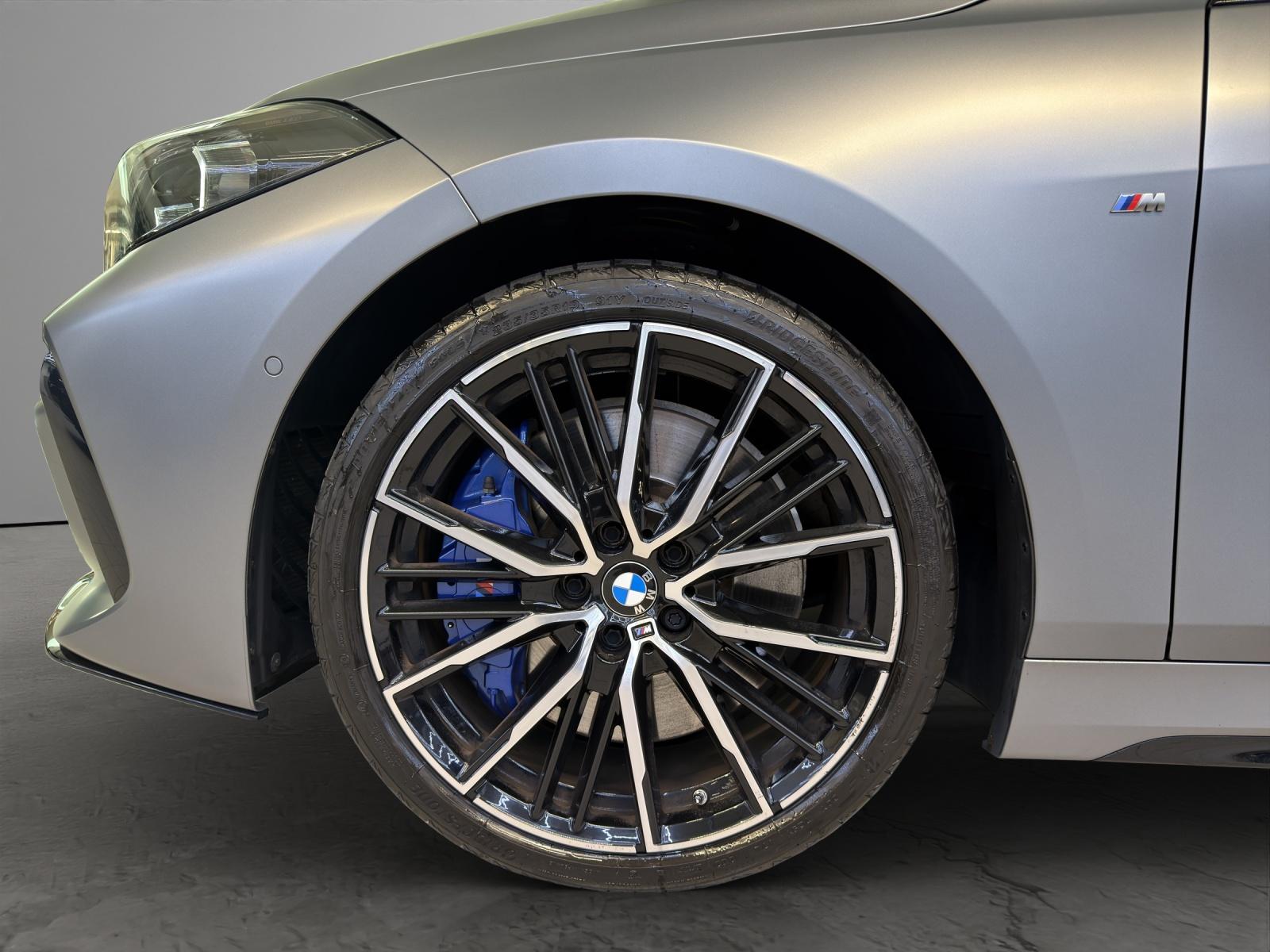BMW M135i xDrive M-Performance Paket-image-21