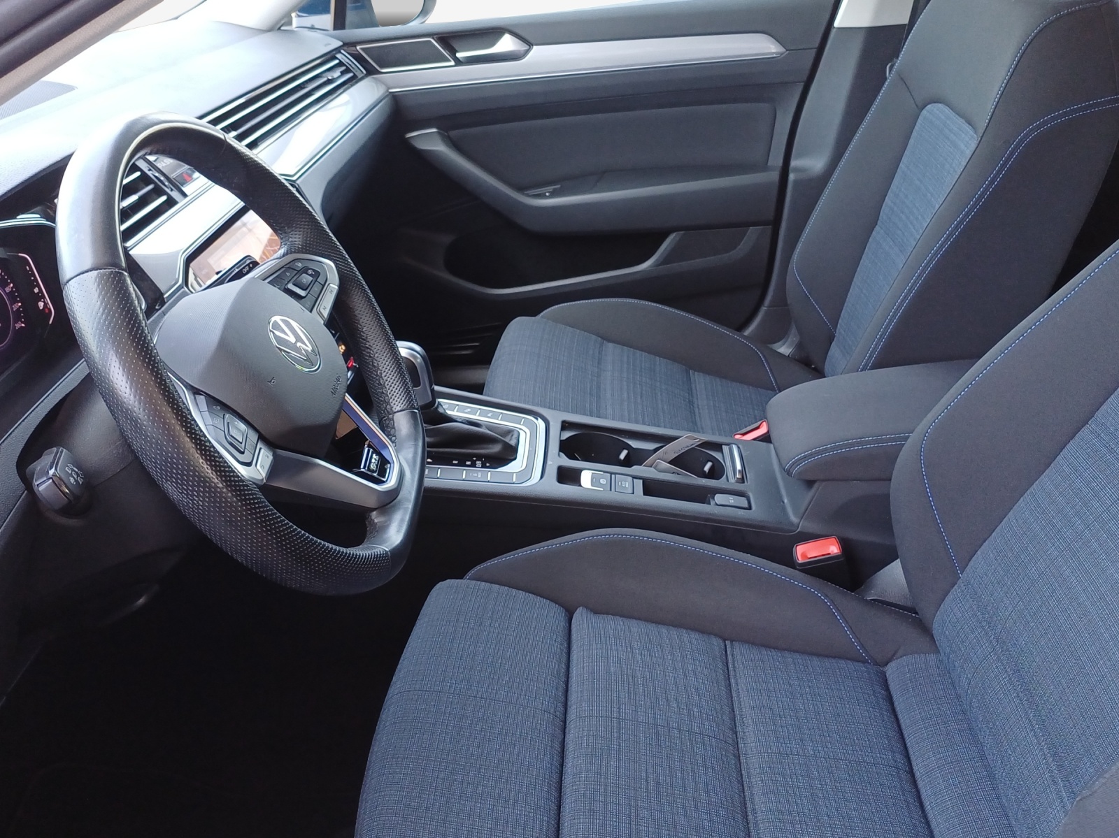 VW Passat Variant 1.4 TSI GTE Hybrid DSG-image-8