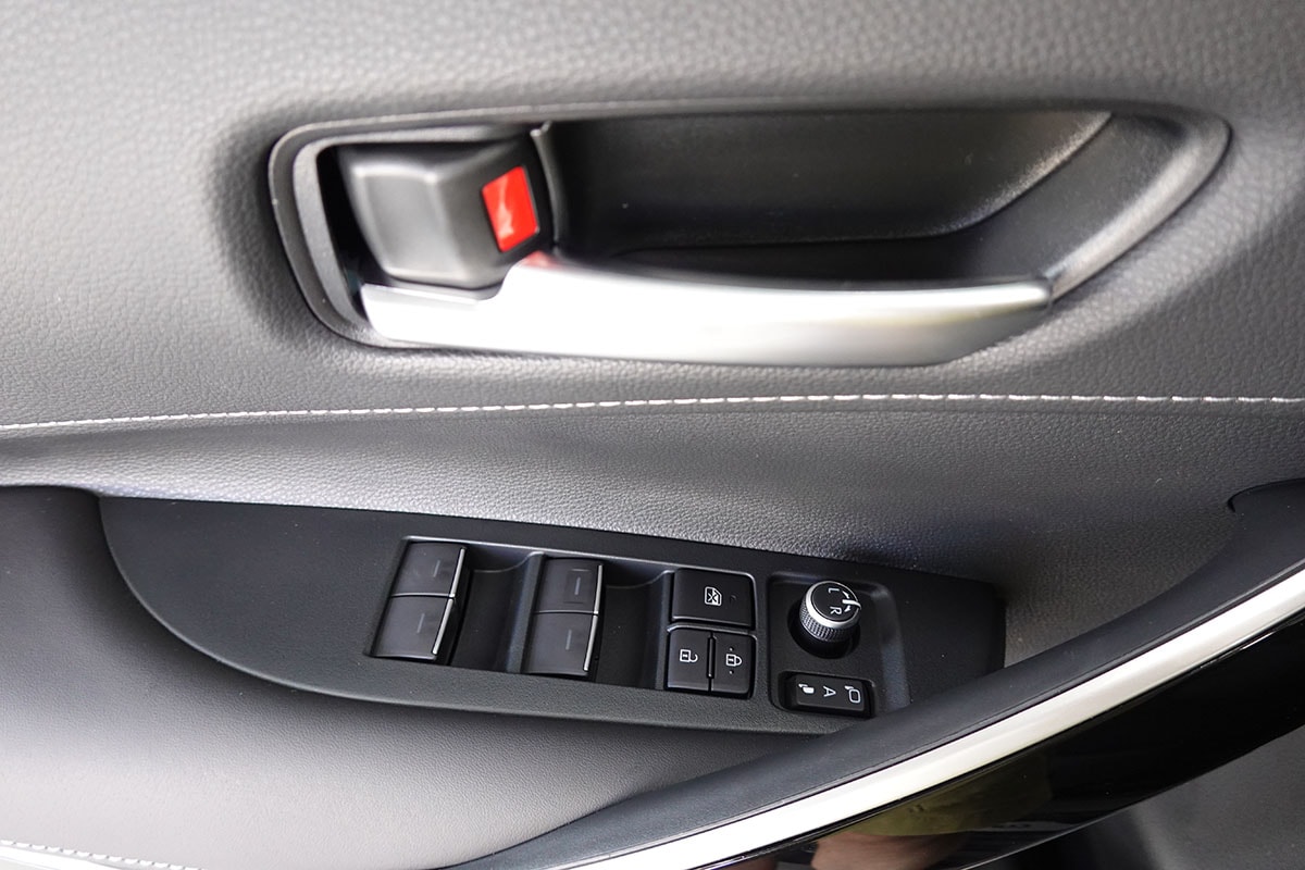 TOYOTA Corolla Touring Sports 2.0 HSD Premium e-CVT, Panorama-image-18