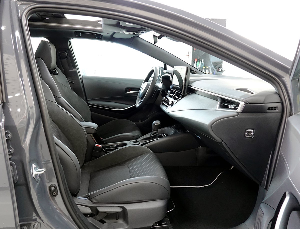 TOYOTA Corolla Touring Sports 2.0 HSD Premium e-CVT, Panorama-image-4
