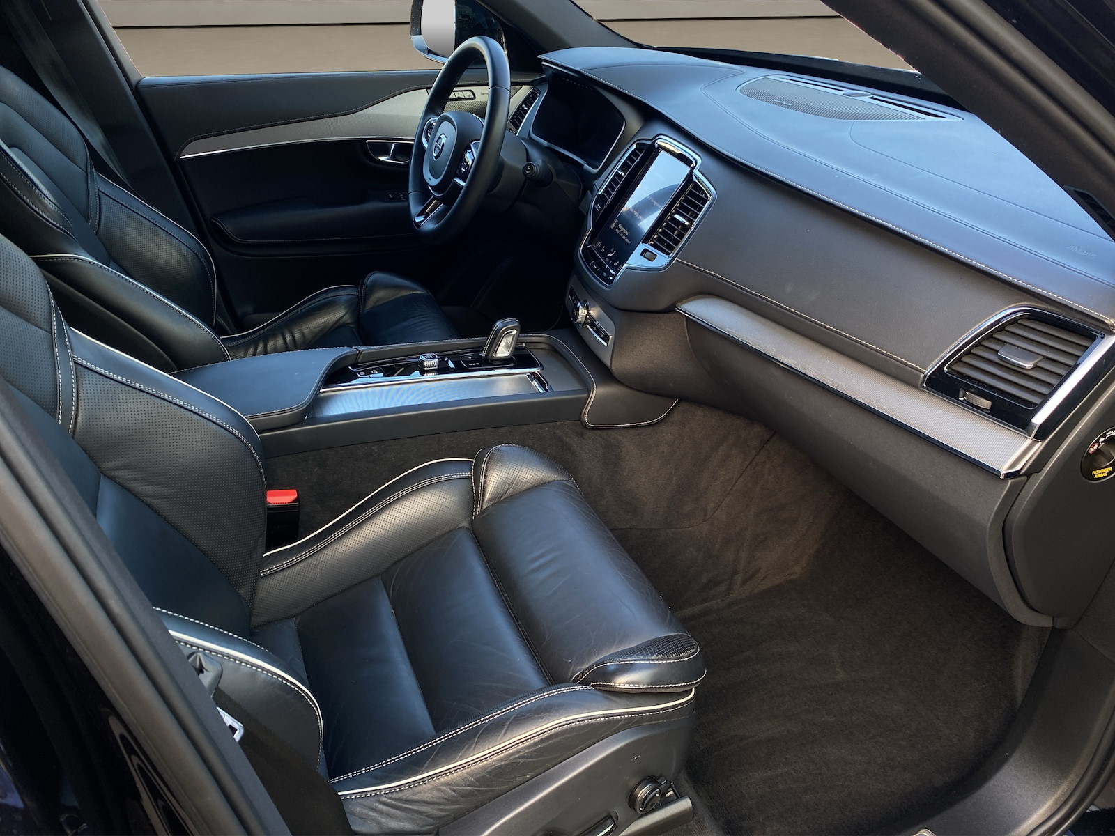 VOLVO XC90 2.0 B5 MH R-Design 7P. AWD-image-10