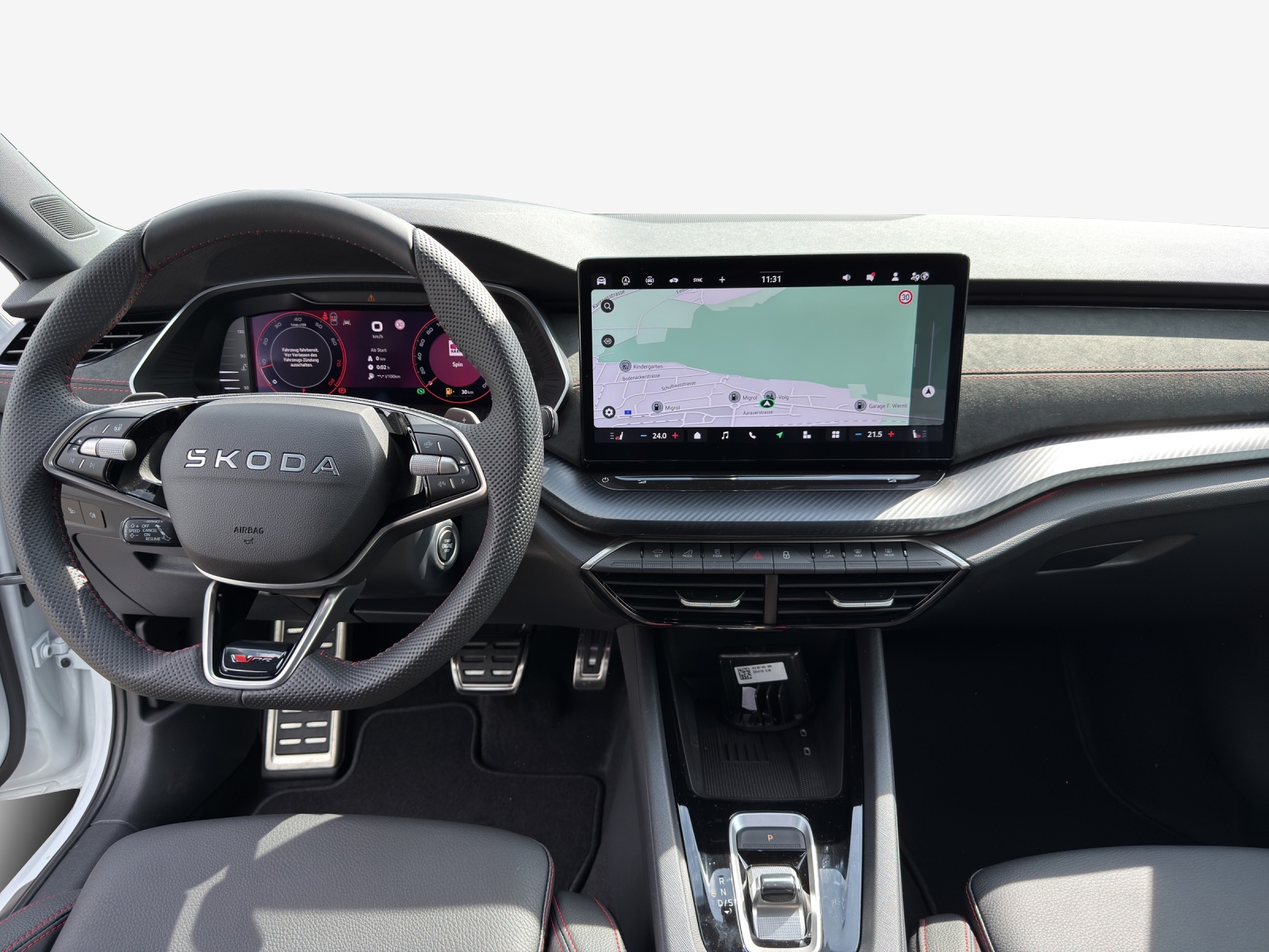 SKODA Octavia Combi 2.0 TSI DSG RS 30 Years Edition-image-9