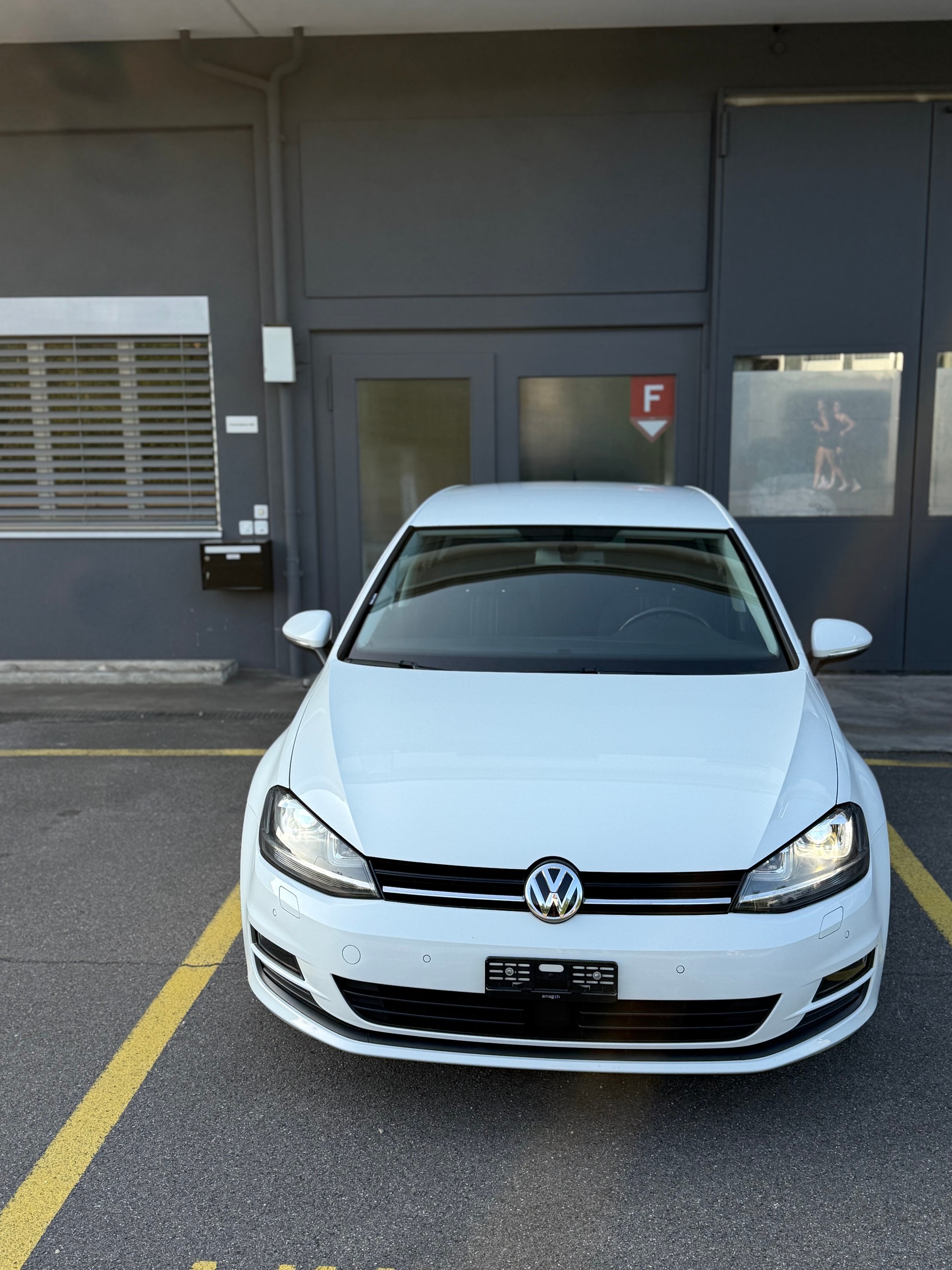 VW Golf 1.4 TSI Comfortline DSG-image-1