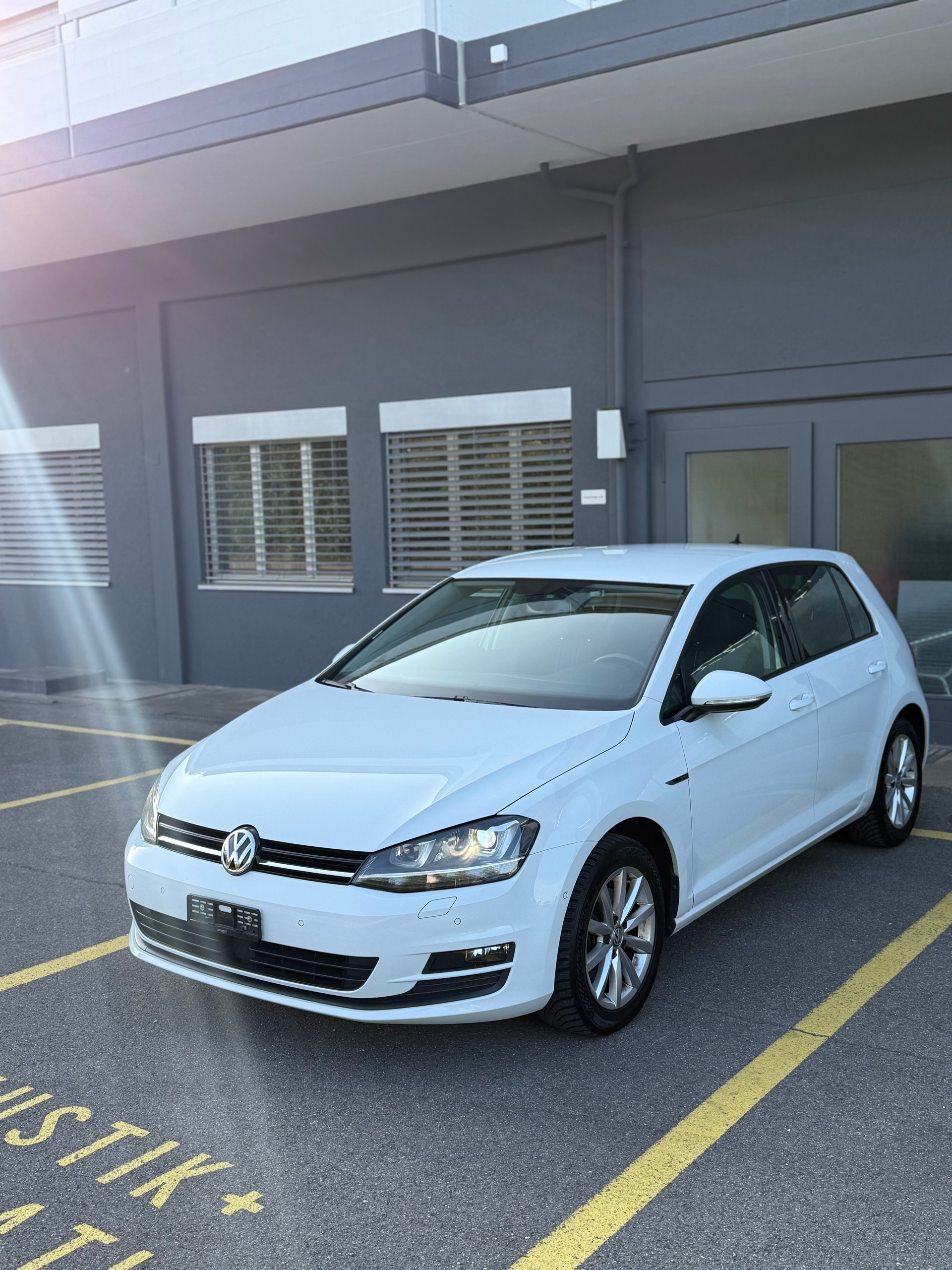 VW Golf 1.4 TSI Comfortline DSG-image-0