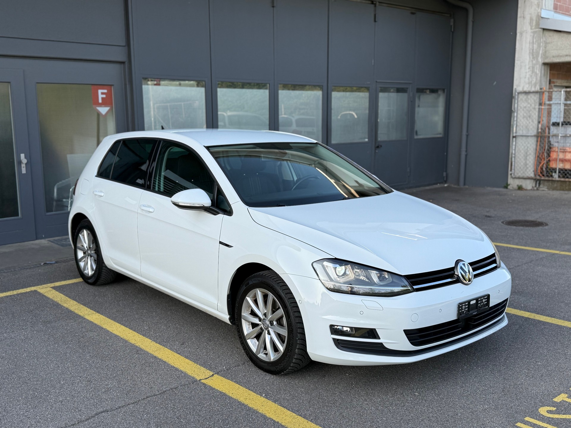 VW Golf 1.4 TSI Comfortline DSG-image-2