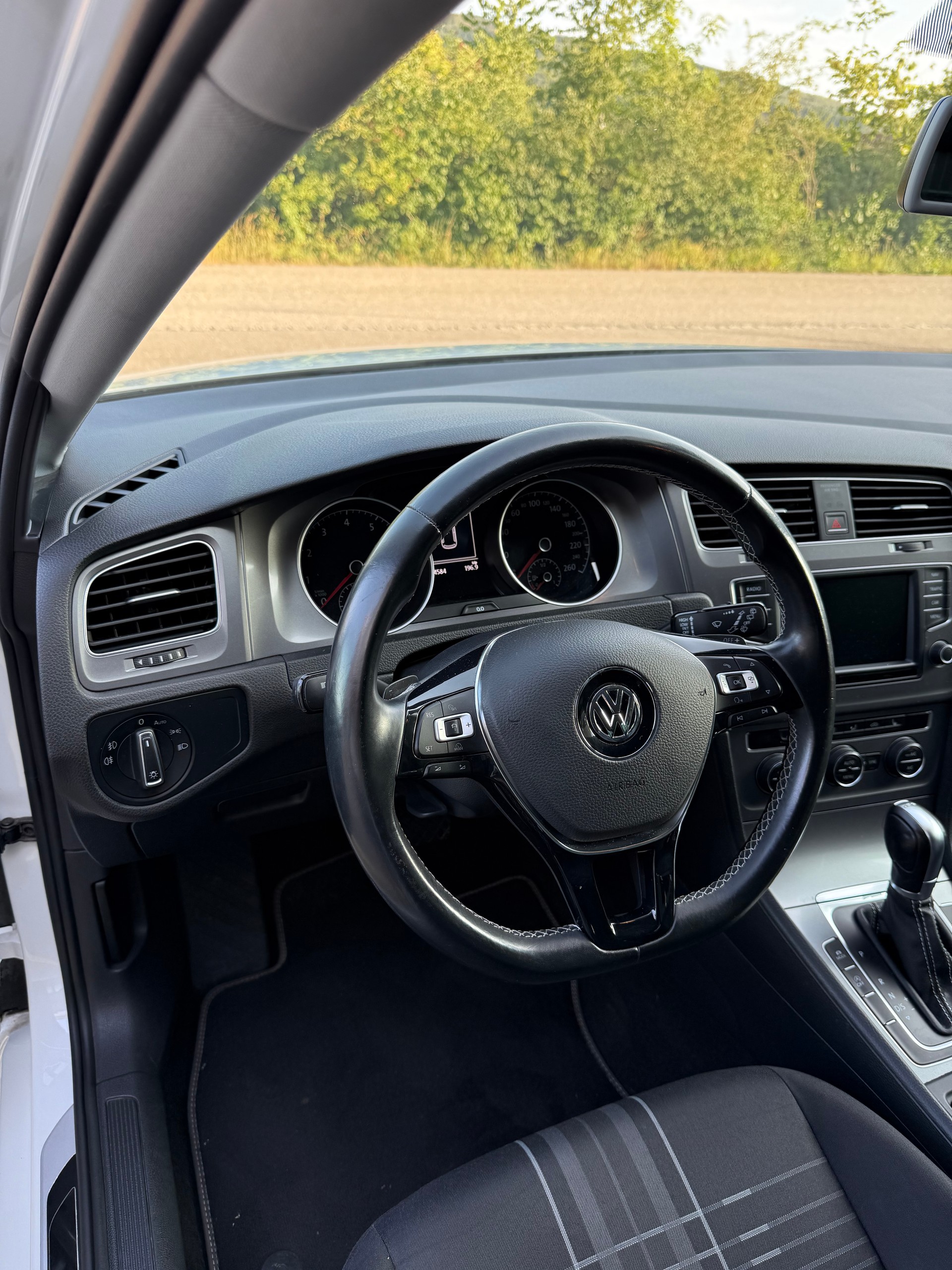 VW Golf 1.4 TSI Comfortline DSG-image-12