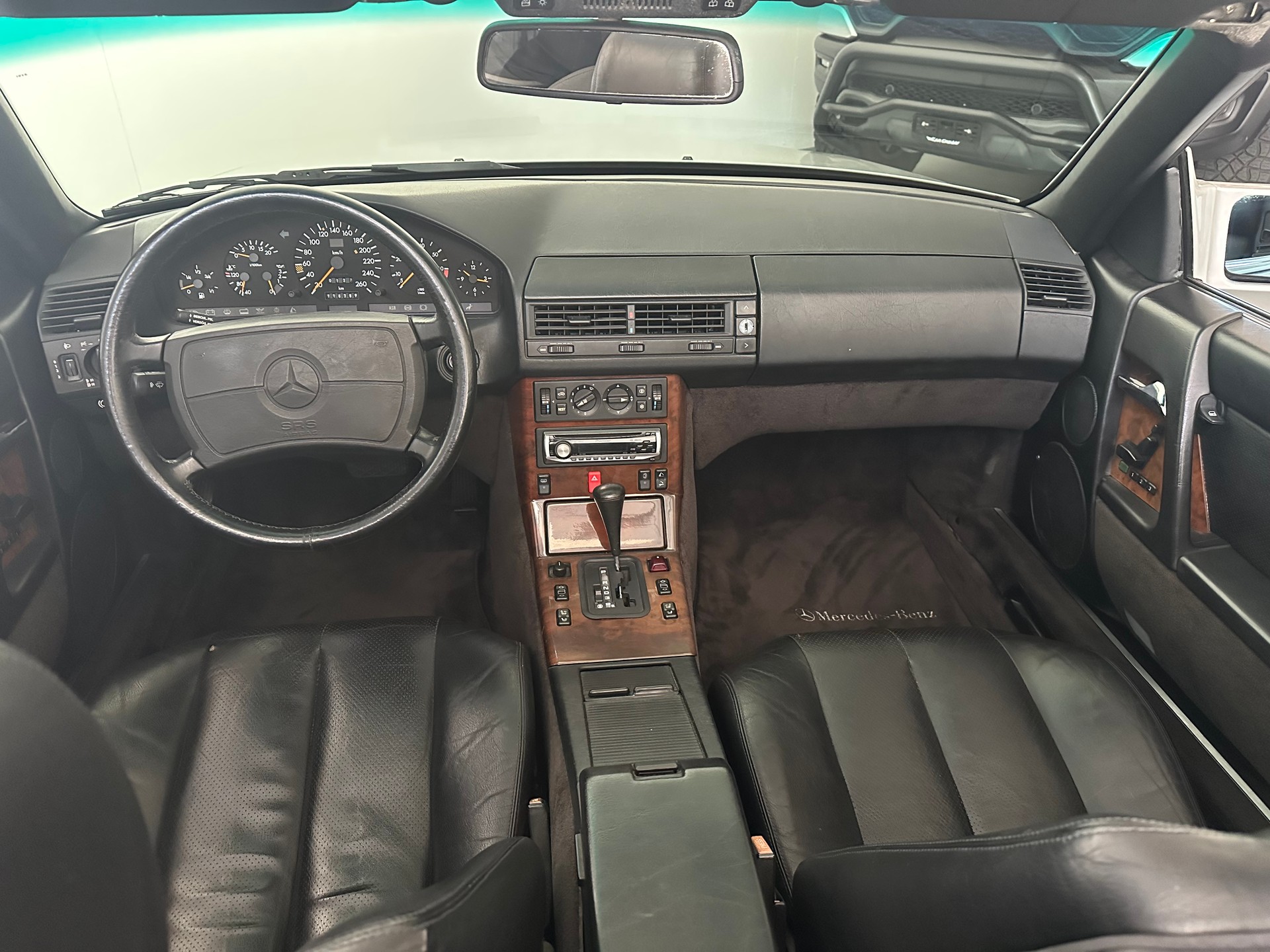 MERCEDES-BENZ SL 500-image-5