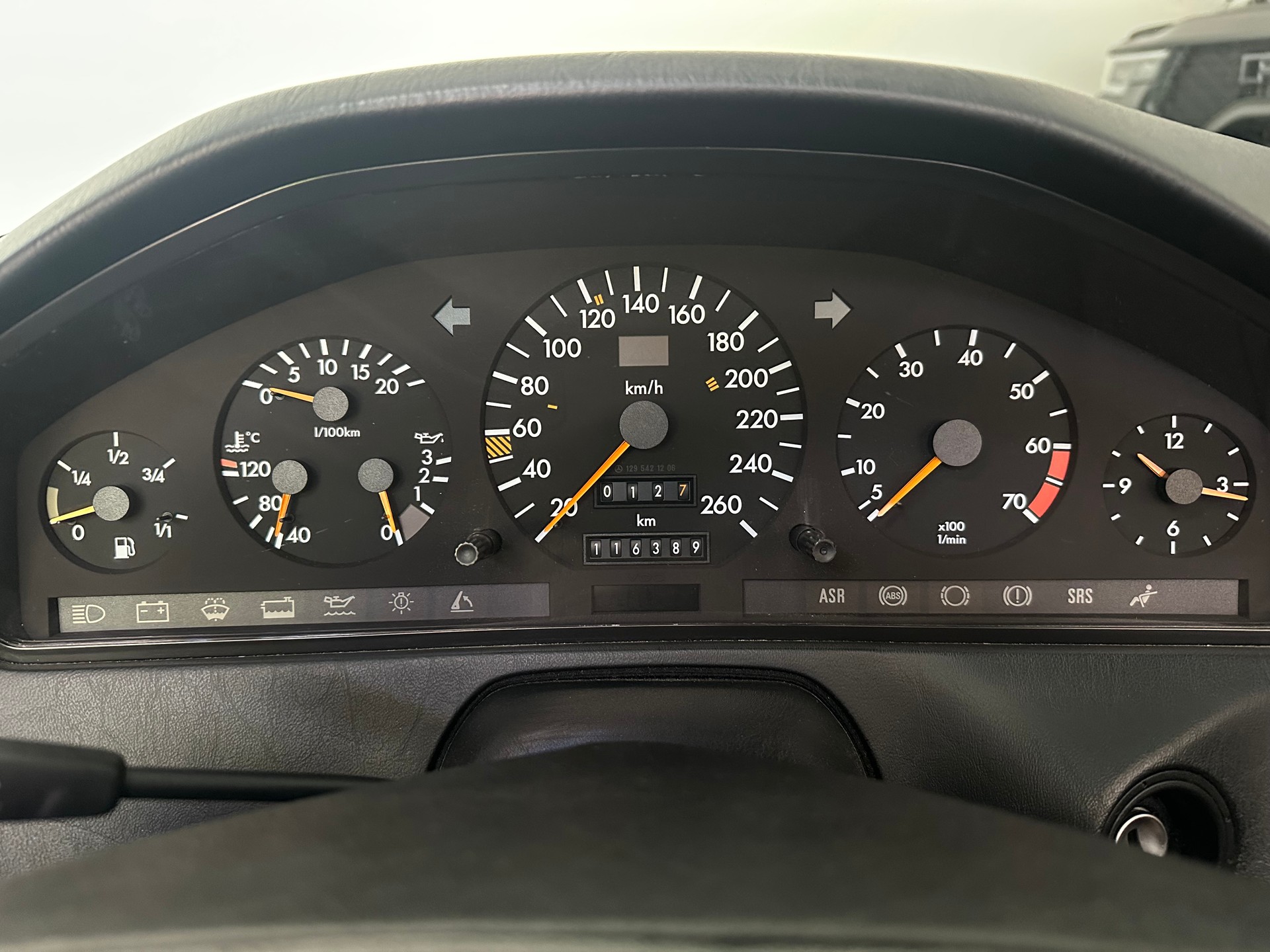 MERCEDES-BENZ SL 500-image-8