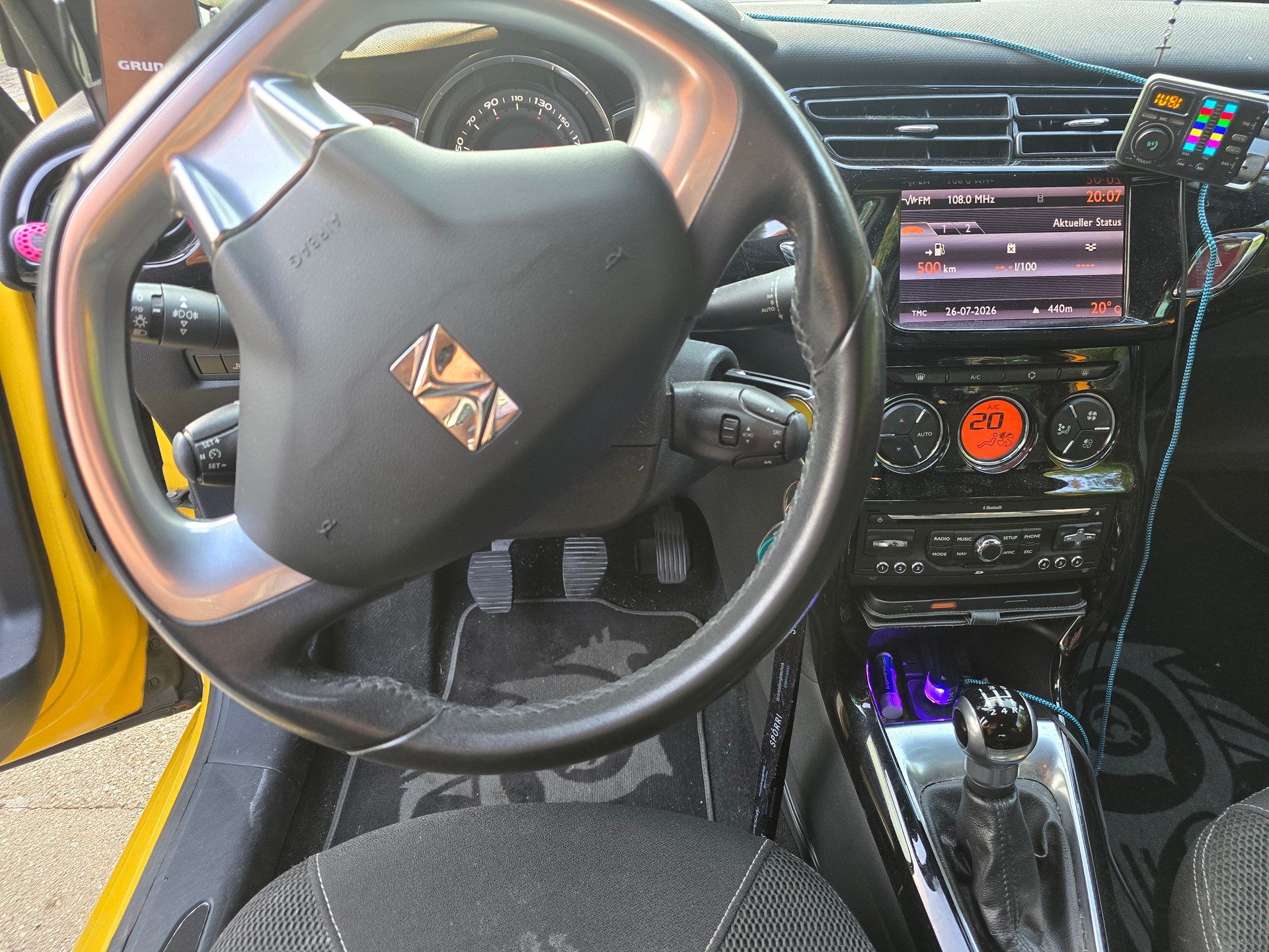 DS AUTOMOBILES 1.6 VTi So Chic-image-5