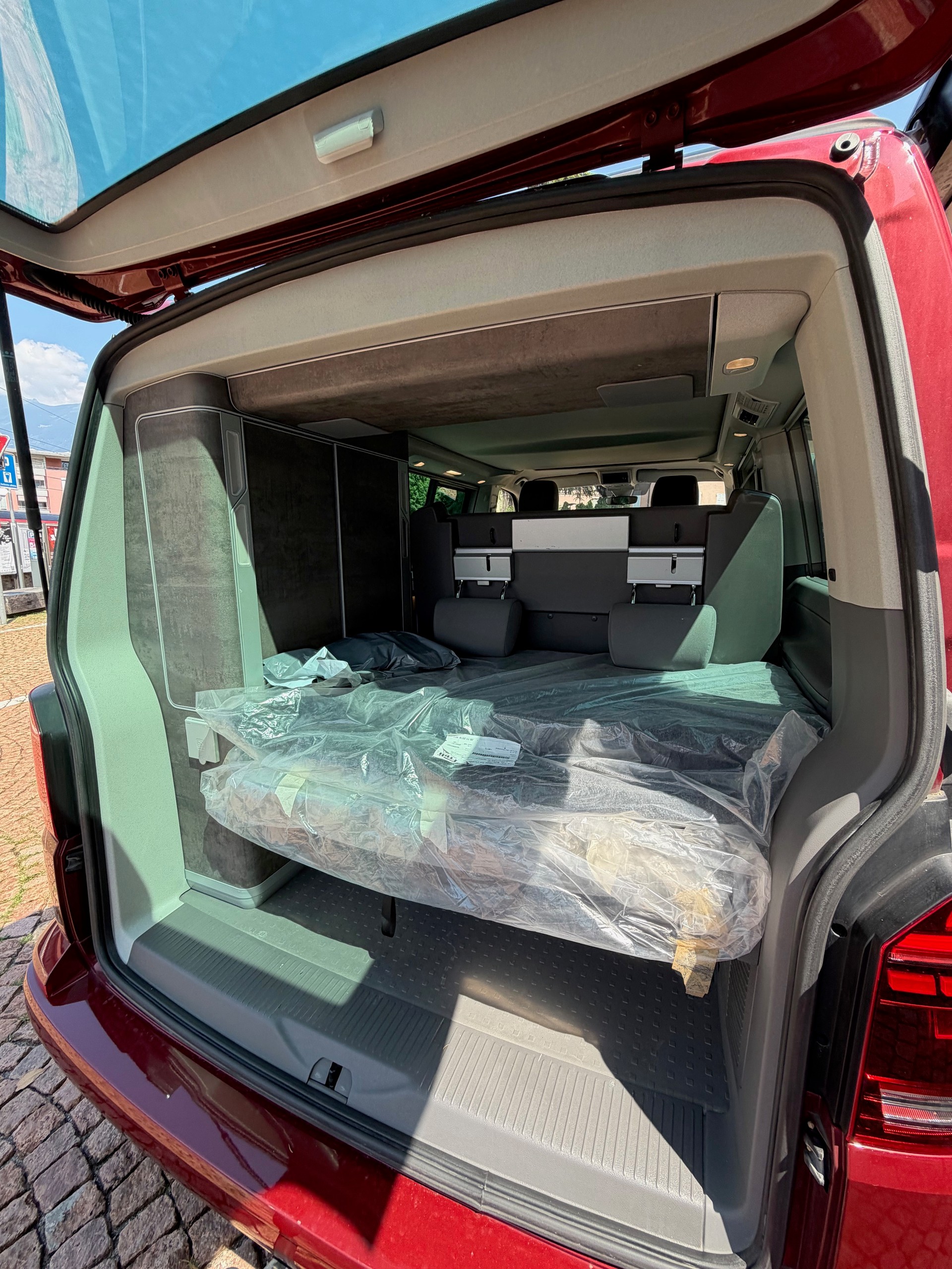 VW T6.1 California 2.0 TDI Ocean Liberty 4Motion DSG-image-7