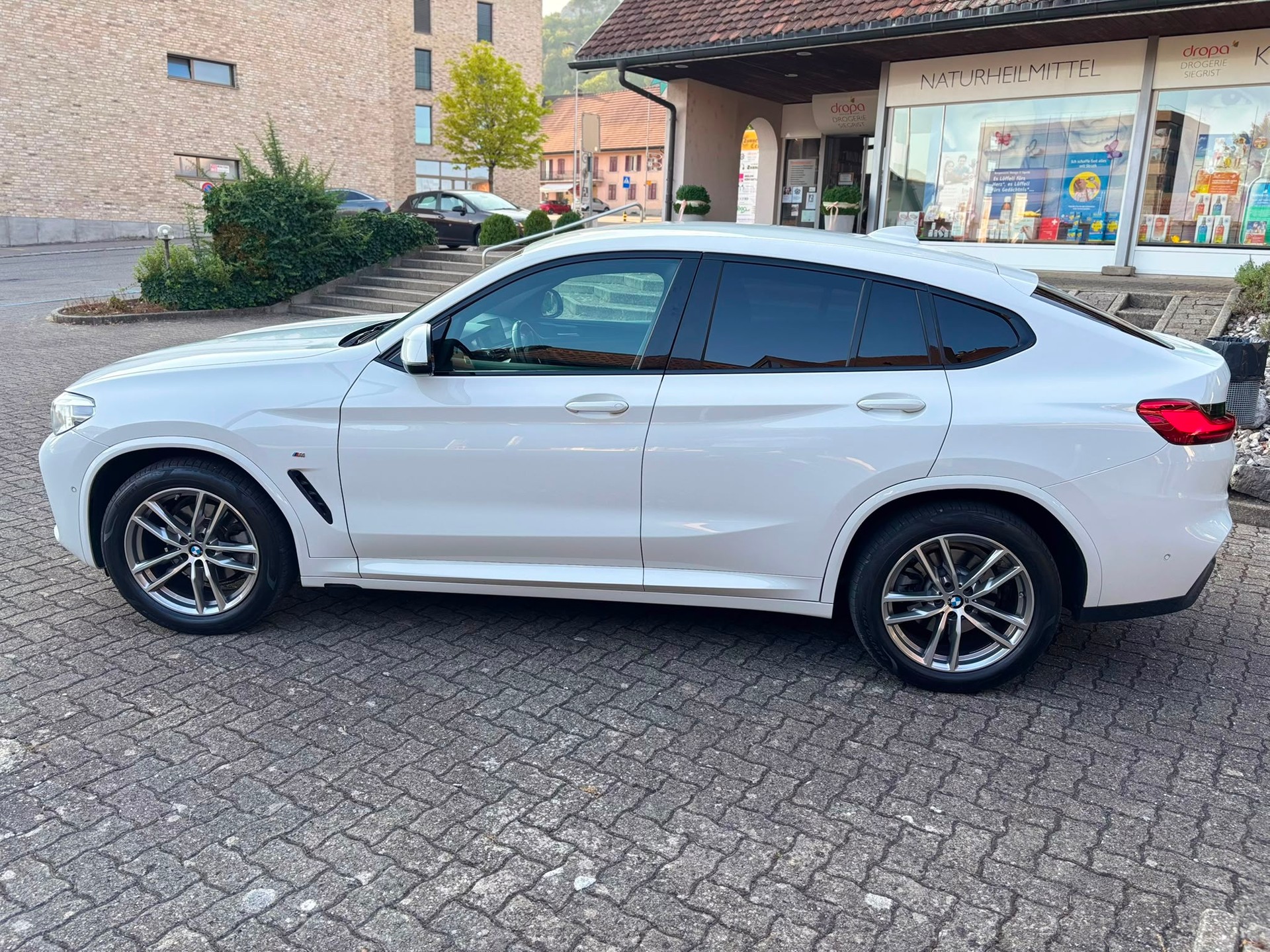 BMW X4 xDrive 20d xLine Steptronic-image-6