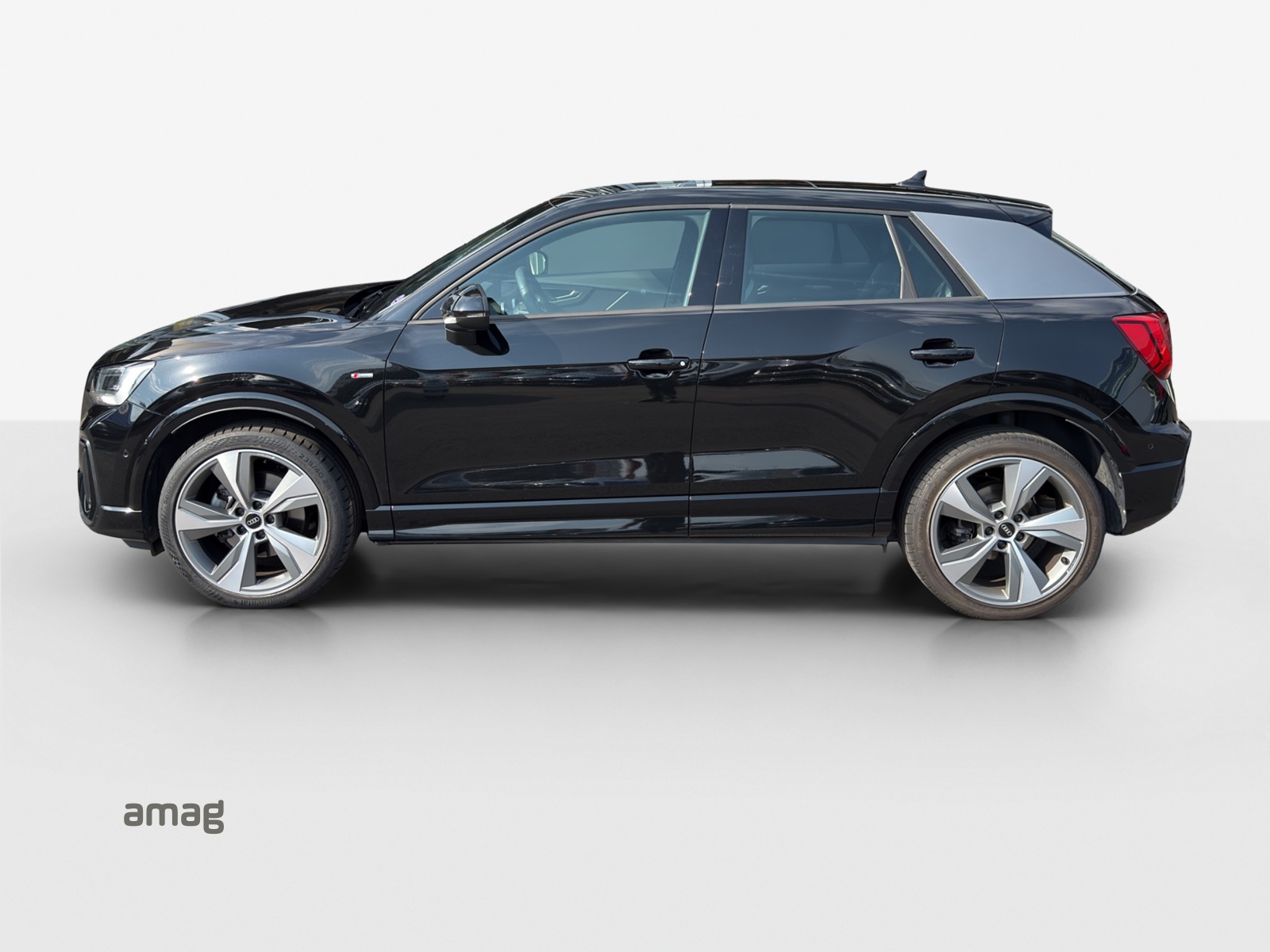 AUDI Q2 40 TFSI S line Attraction quattro S-tronic-image-1