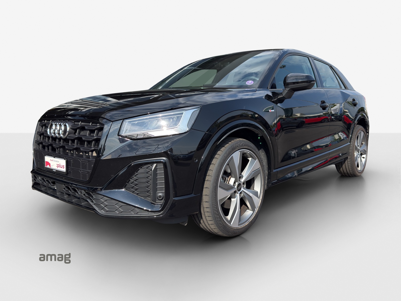 AUDI Q2 40 TFSI S line Attraction quattro S-tronic-image-0