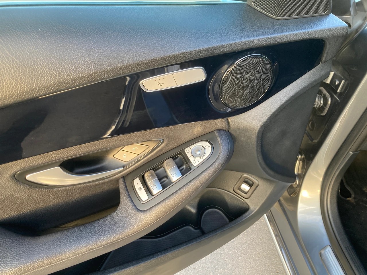 MERCEDES-BENZ C 200 Swiss Star 4M 9G-Tronic-image-8