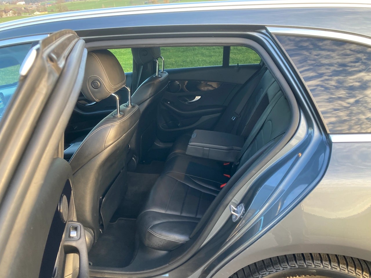 MERCEDES-BENZ C 200 Swiss Star 4M 9G-Tronic-image-6
