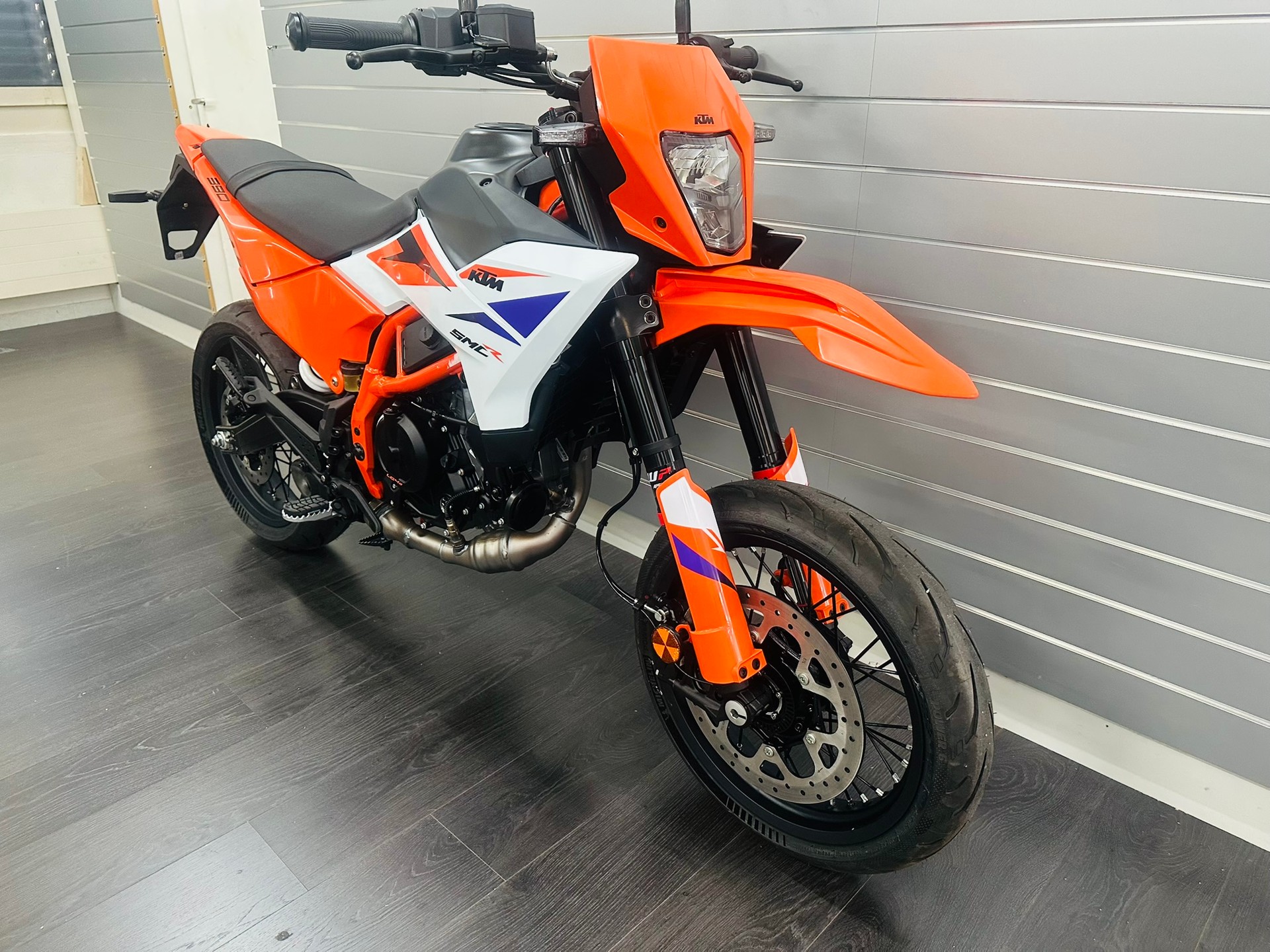 KTM 390 SMC R-image-5