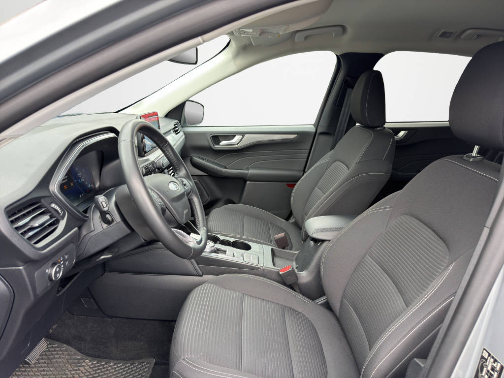 FORD Kuga 2.5 Hybrid Titanium-image-8