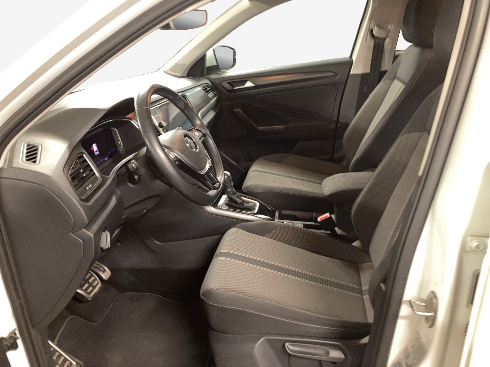 VW T-Roc 1.5 TSI EVO Advance DSG-image-7