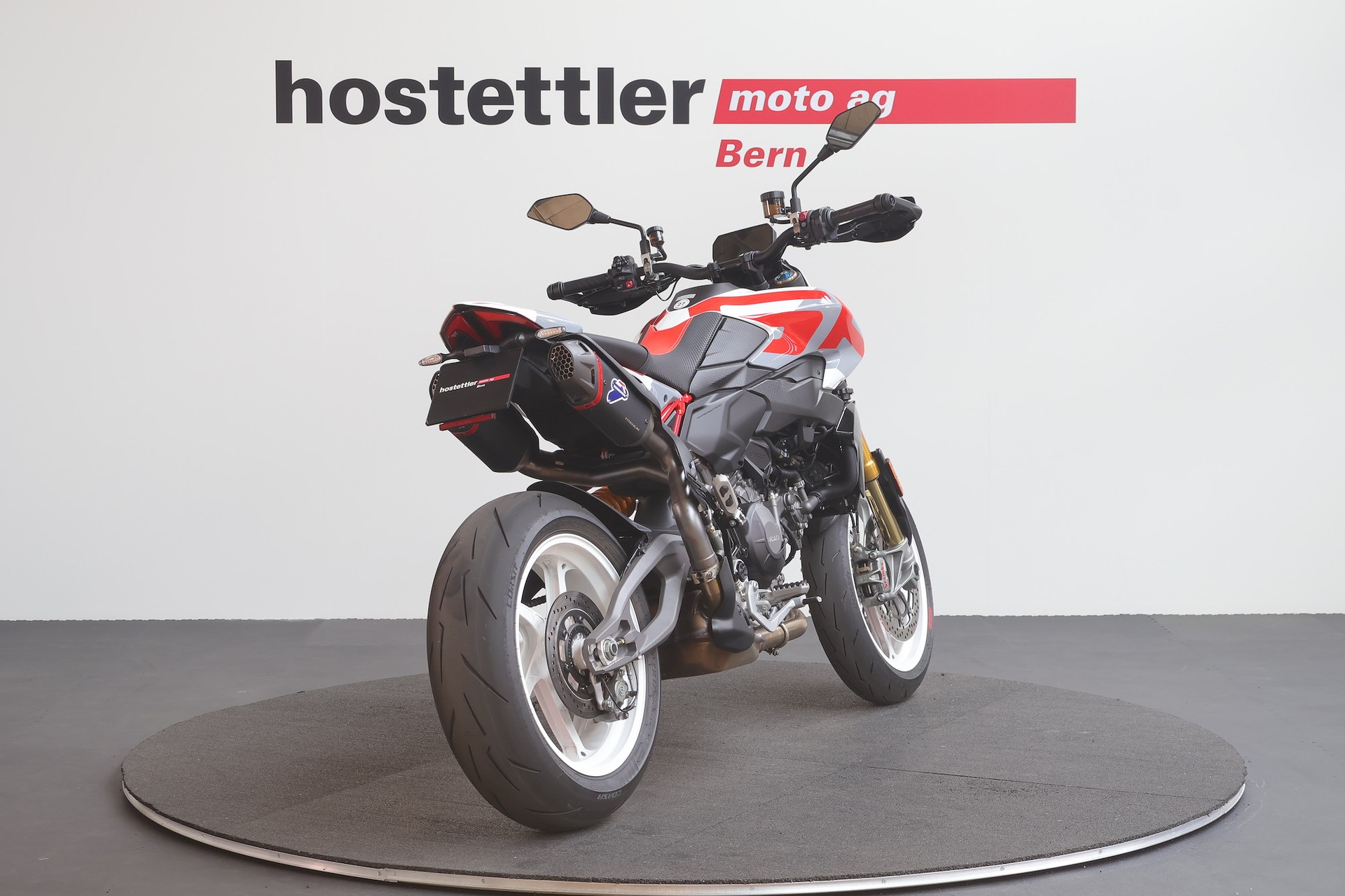 DUCATI Hypermotard V2 SP-showroom-element-2