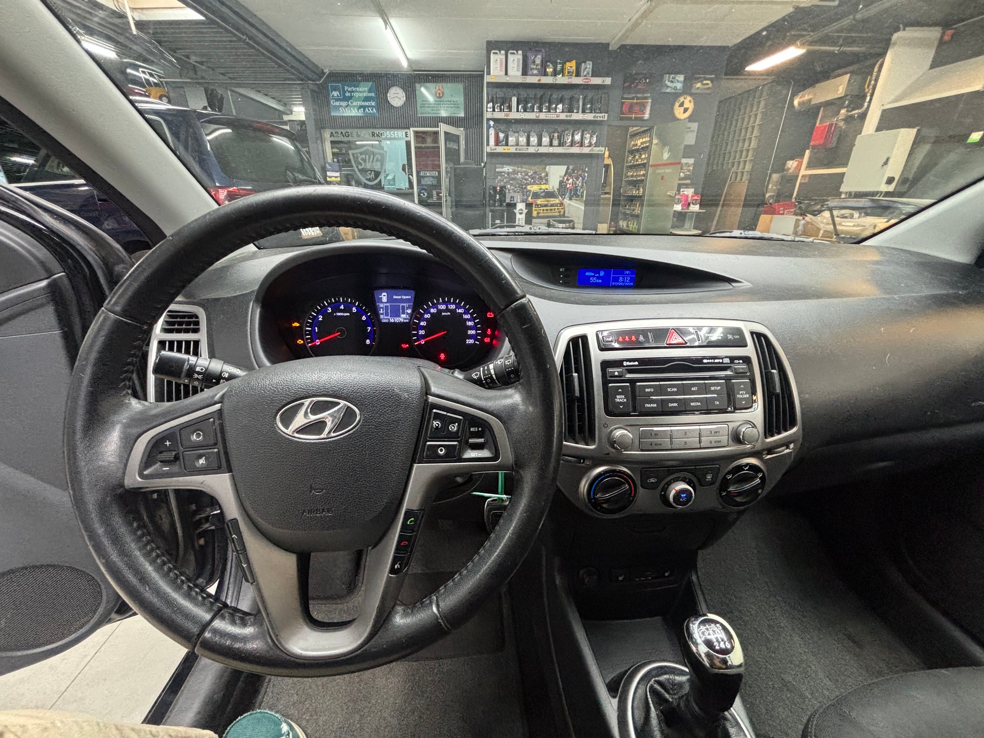 HYUNDAI i20 1.4 Style-image-14