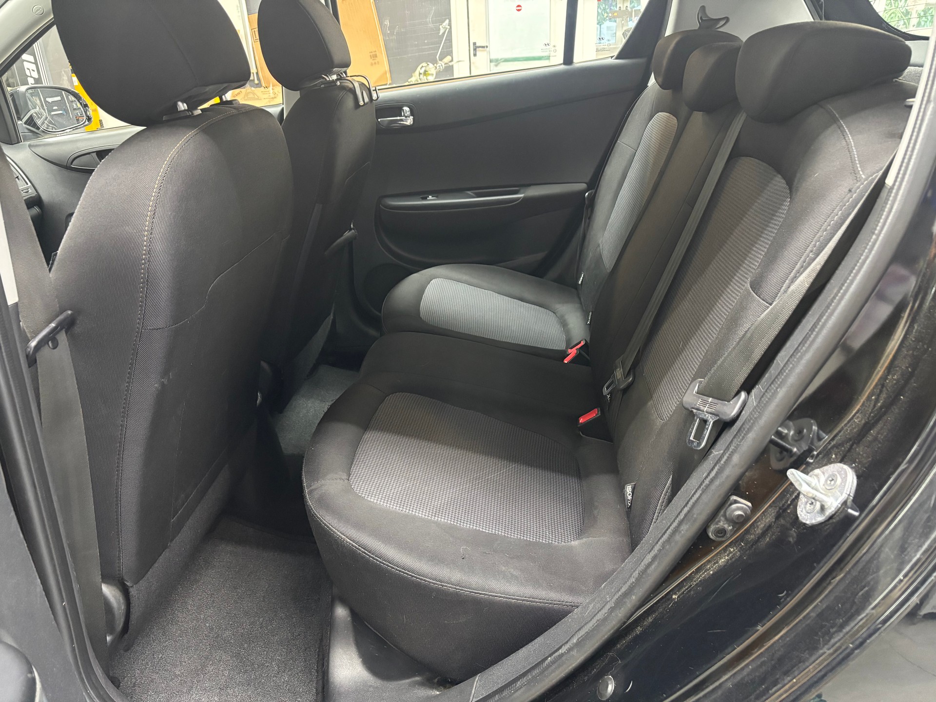 HYUNDAI i20 1.4 Style-image-10