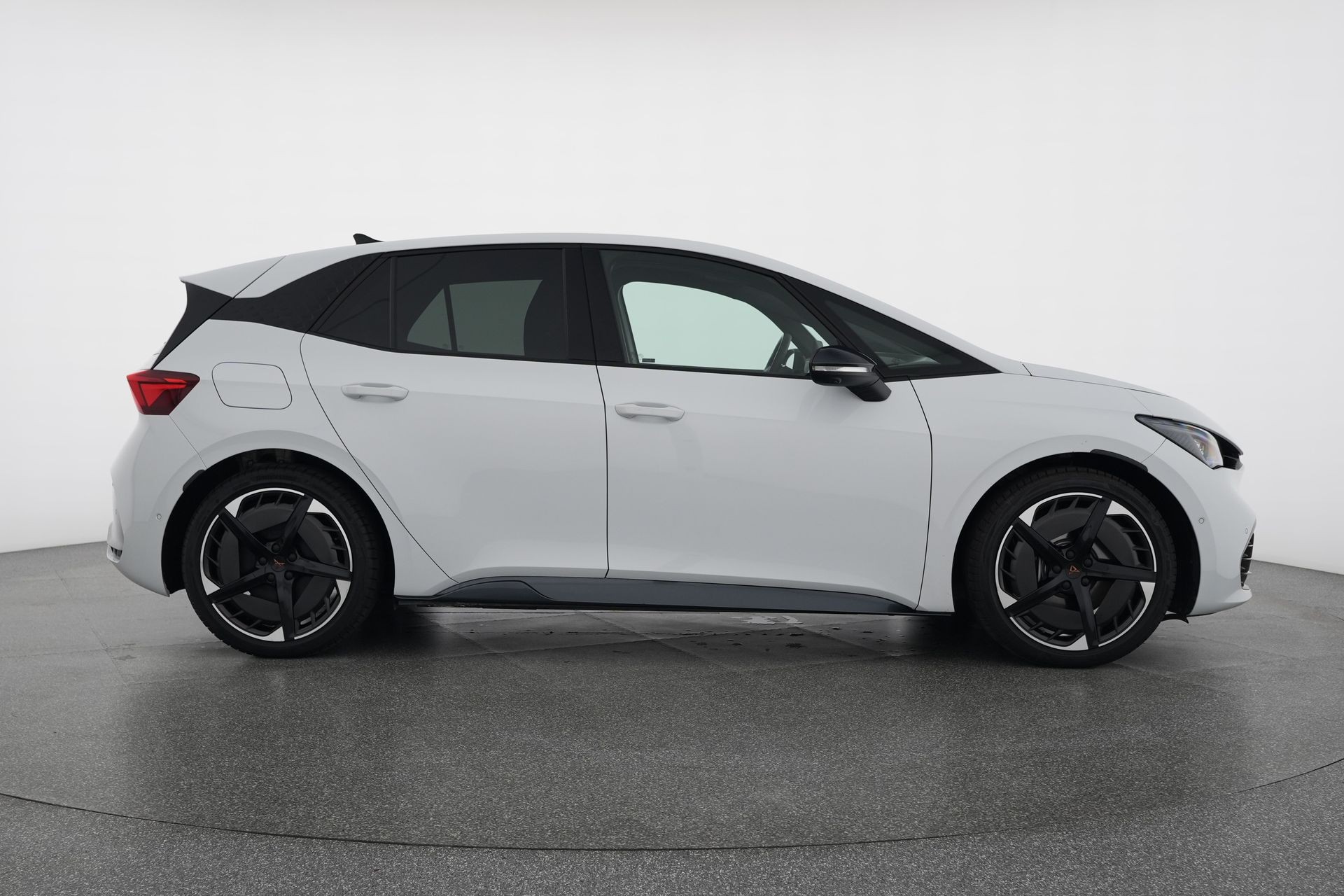 CUPRA Born 79 kWh e-Boost-image-5