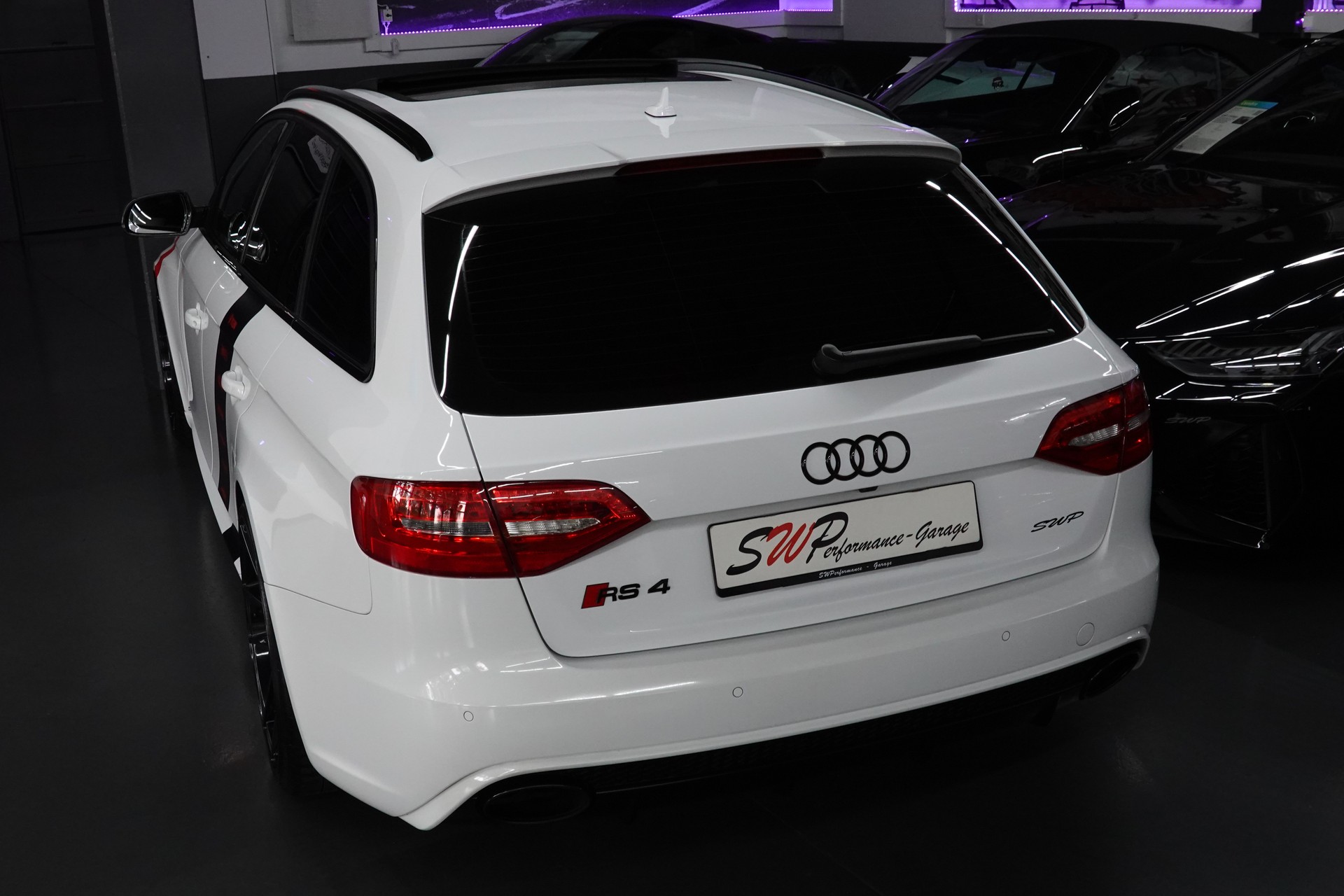 AUDI RS4 AVANT 4.2 FSI V8 QUATTRO S-TRONIC CH-FZ CAPRISTO ON TOP-image-16