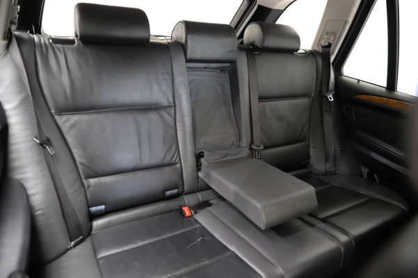 BMW X5 4.4i-image-10