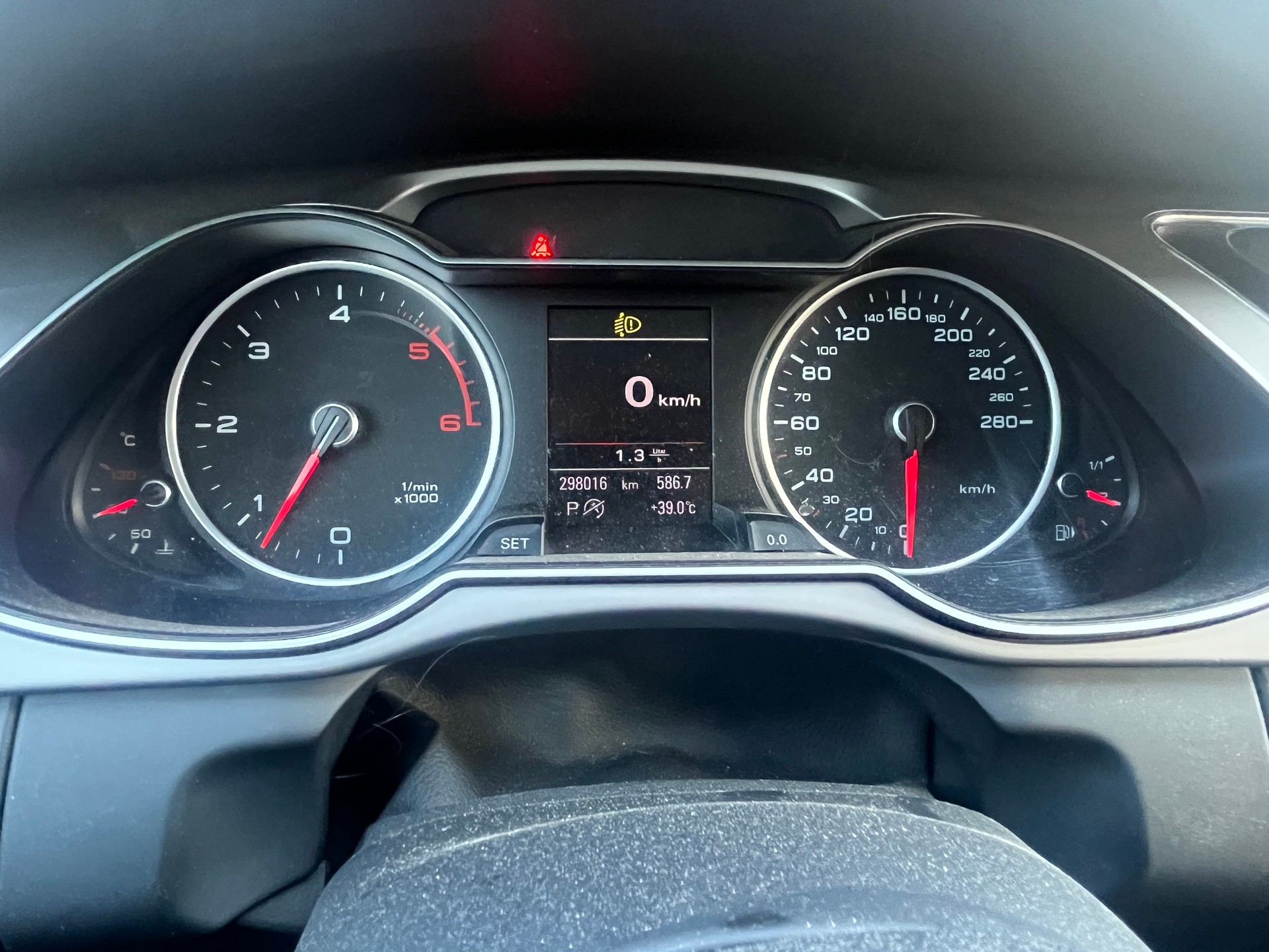 AUDI A4 Avant 3.0 TDI multitronic-image-6