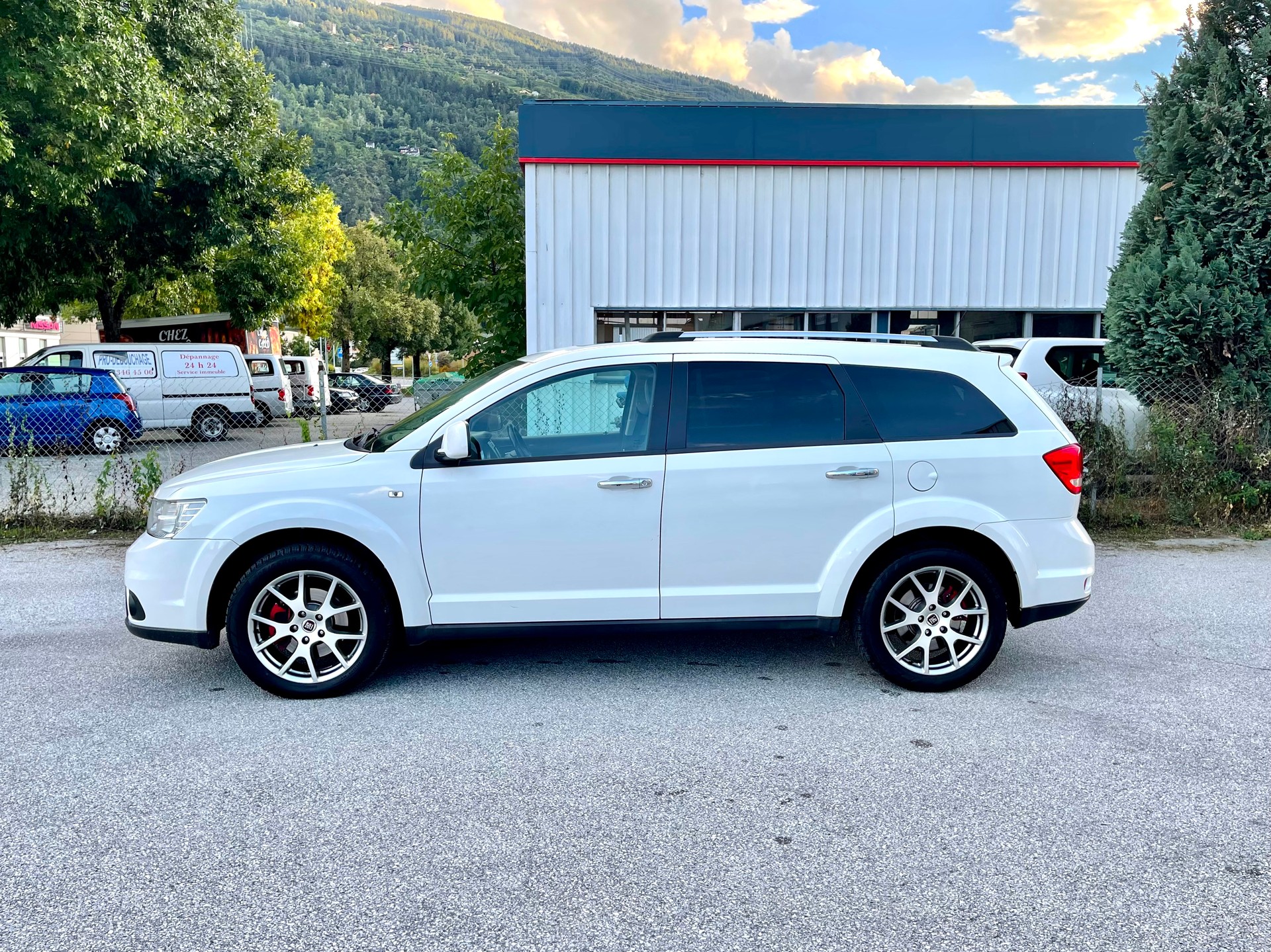FIAT Freemont 2.0 MJ Lounge AWD Automat-image-31