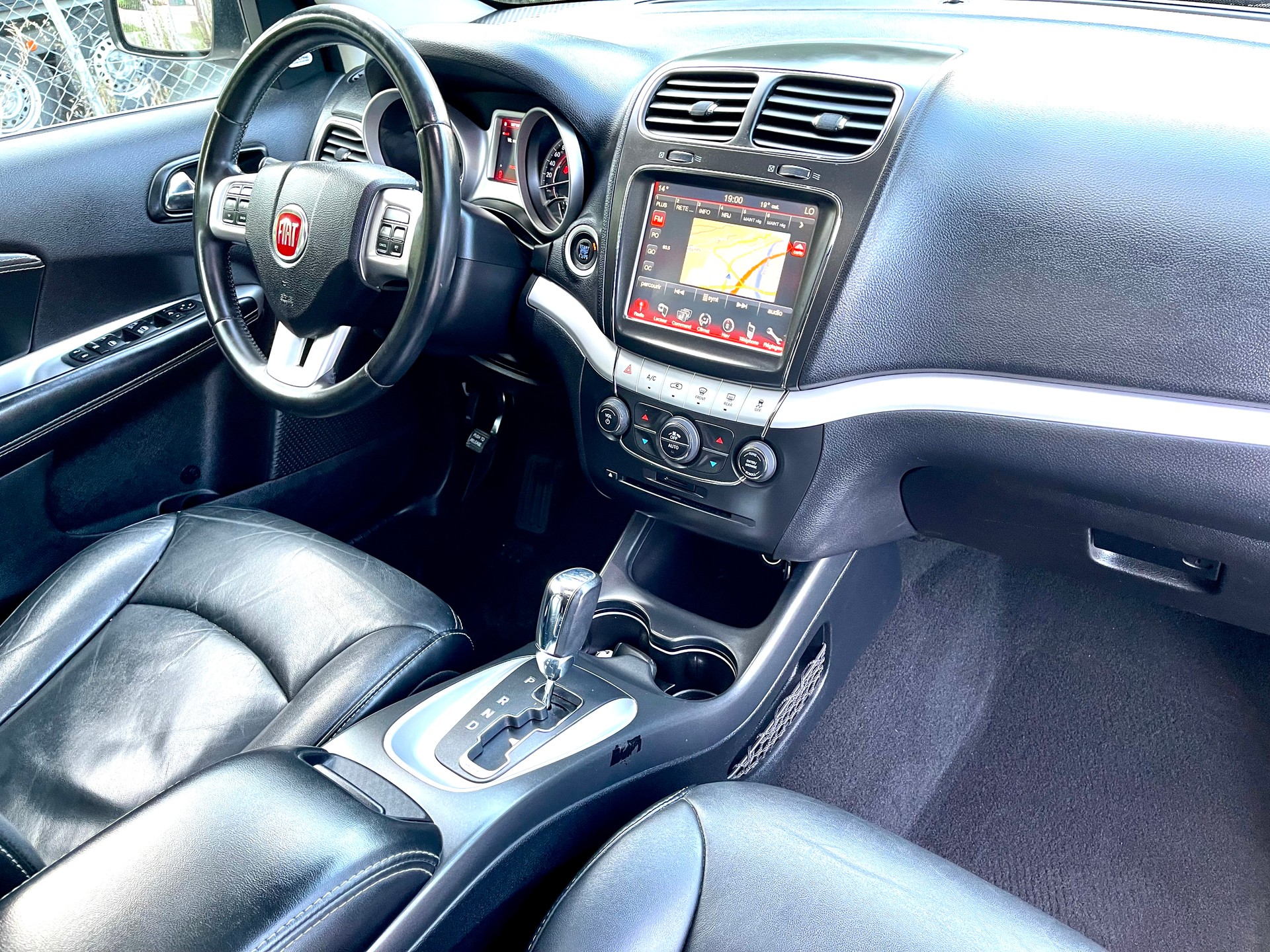 FIAT Freemont 2.0 MJ Lounge AWD Automat-image-24