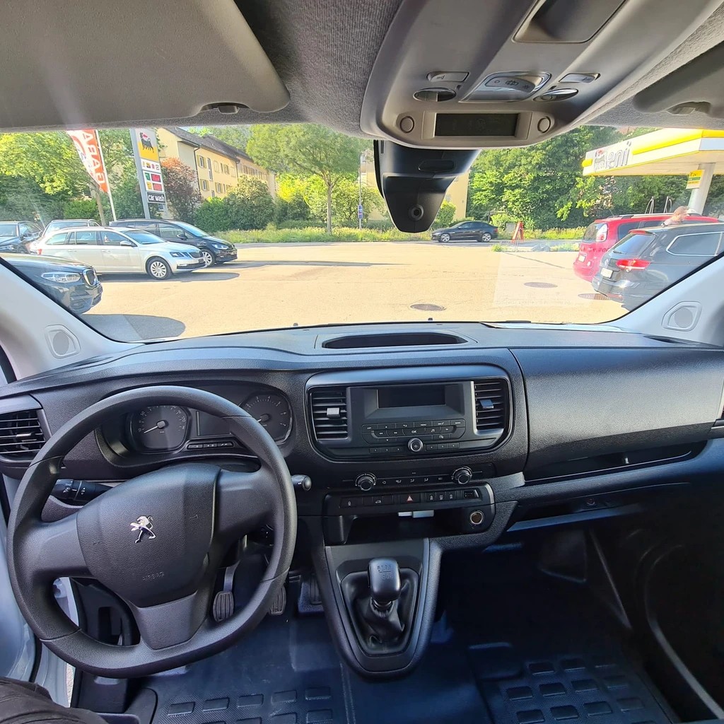 PEUGEOT Expert 1.5 BlueHDi 100 S&S Standard ** CH-FHZ. mit Werkgarantie bis 24.08.2026 ** Klimaanlage ** Parkhilfe ** Tempomat *-image-8
