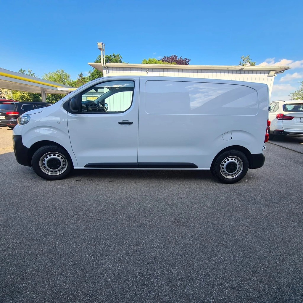 PEUGEOT Expert 1.5 BlueHDi 100 S&S Standard ** CH-FHZ. mit Werkgarantie bis 24.08.2026 ** Klimaanlage ** Parkhilfe ** Tempomat *-image-3